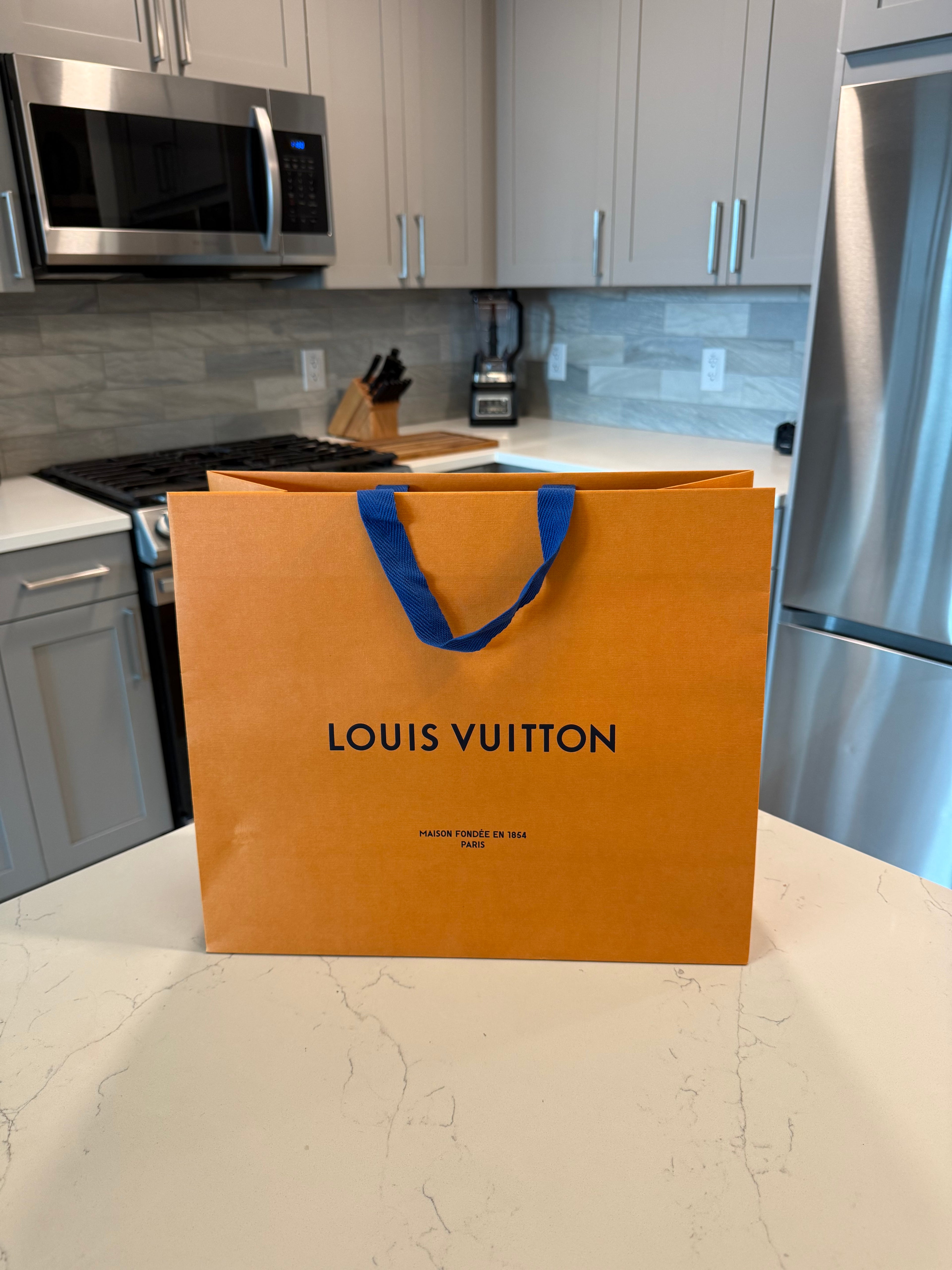 Medium Shopping Bag