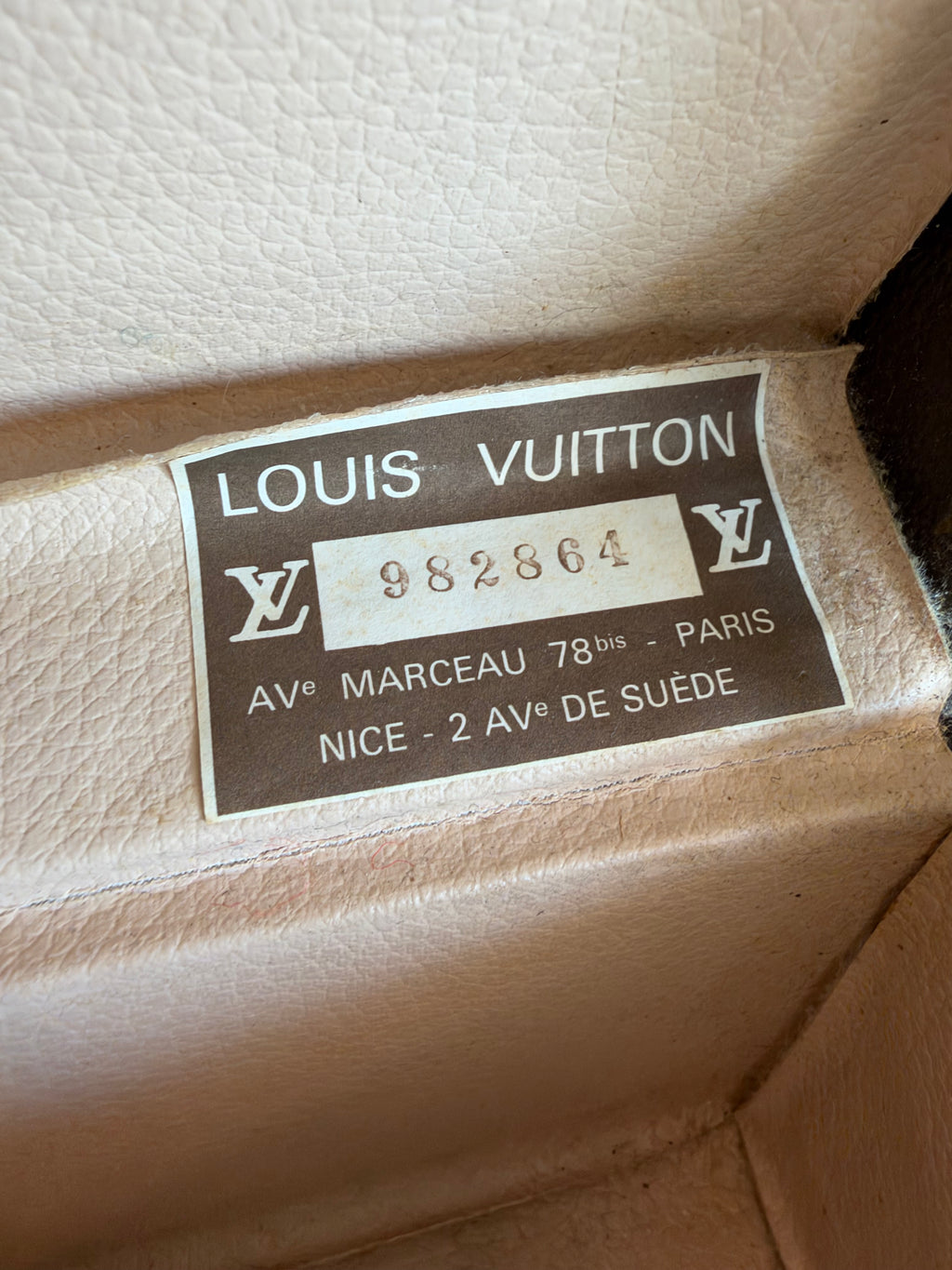 Louis Vuitton Bisten 50 Trunk