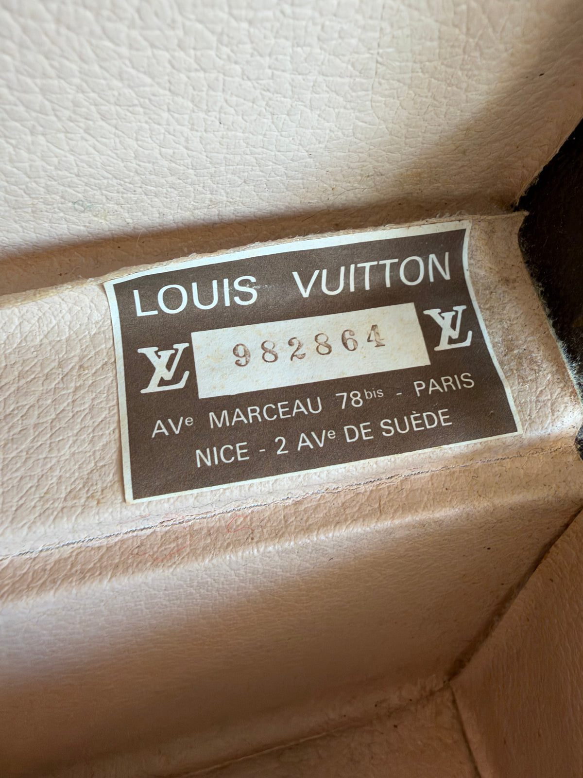 Louis Vuitton Bisten 50 Trunk
