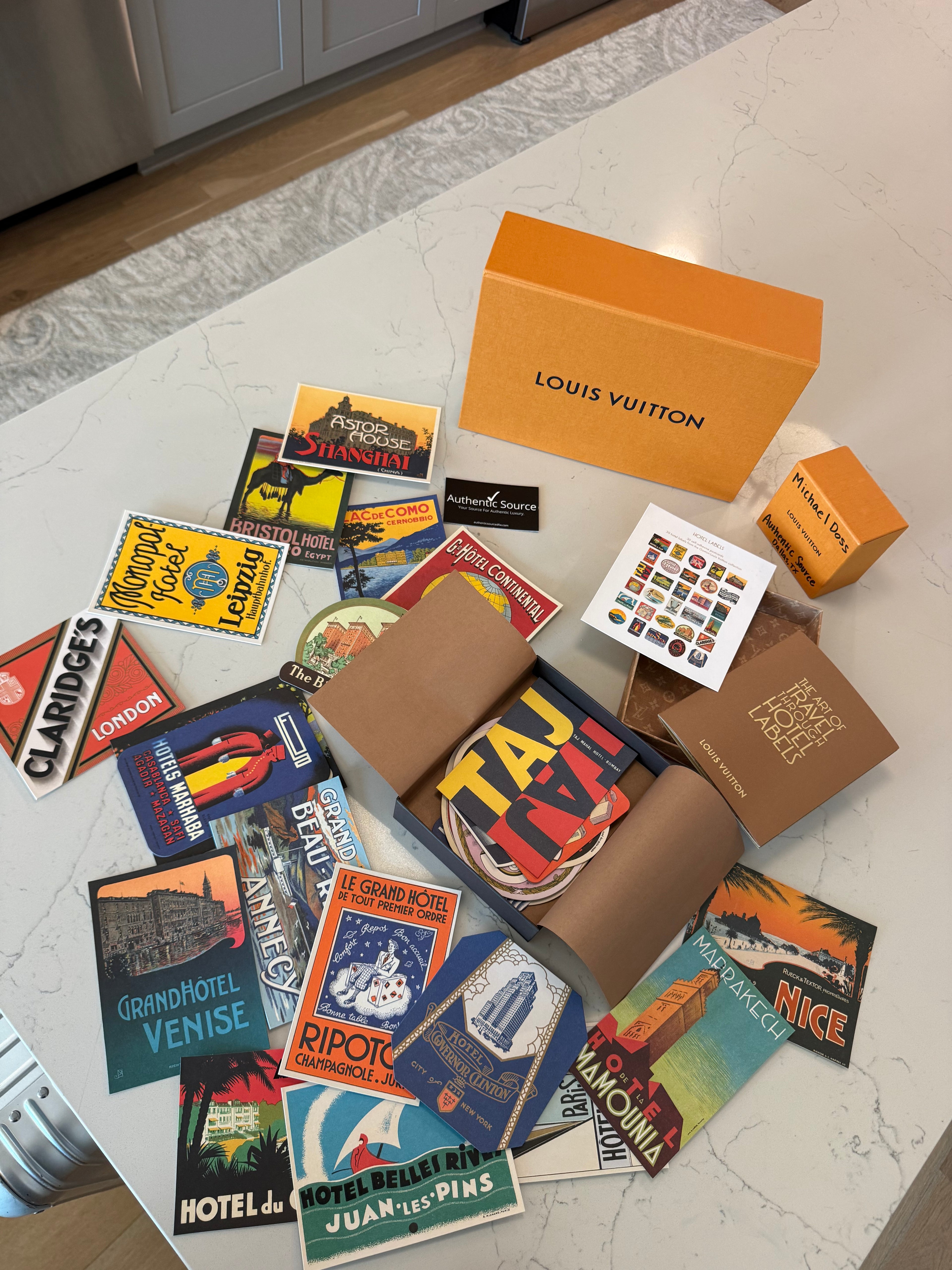 Louis Vuitton Collectors Hotel Post Cards/Stickers 2