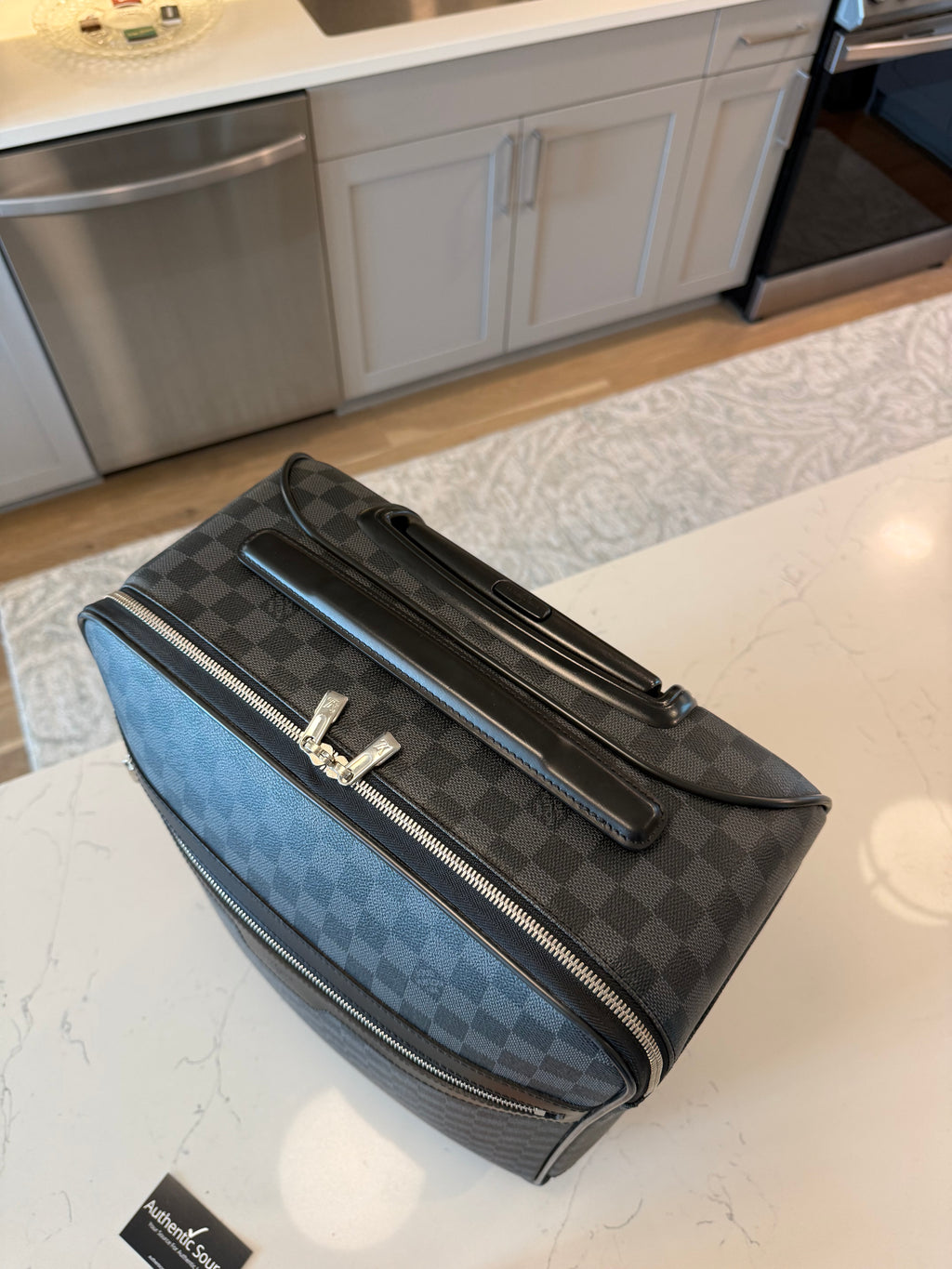 Louis Vuitton Pegase 45 Damier Graphite