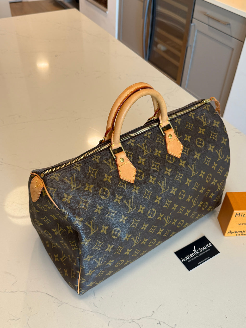 Louis Vuitton Speedy 40 Monogram
