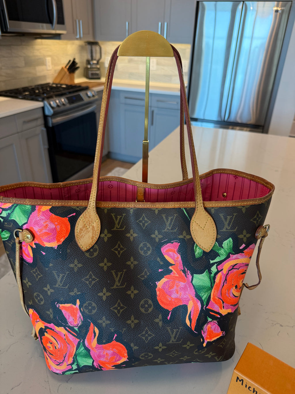Louis Vuitton Neverfull MM Roses