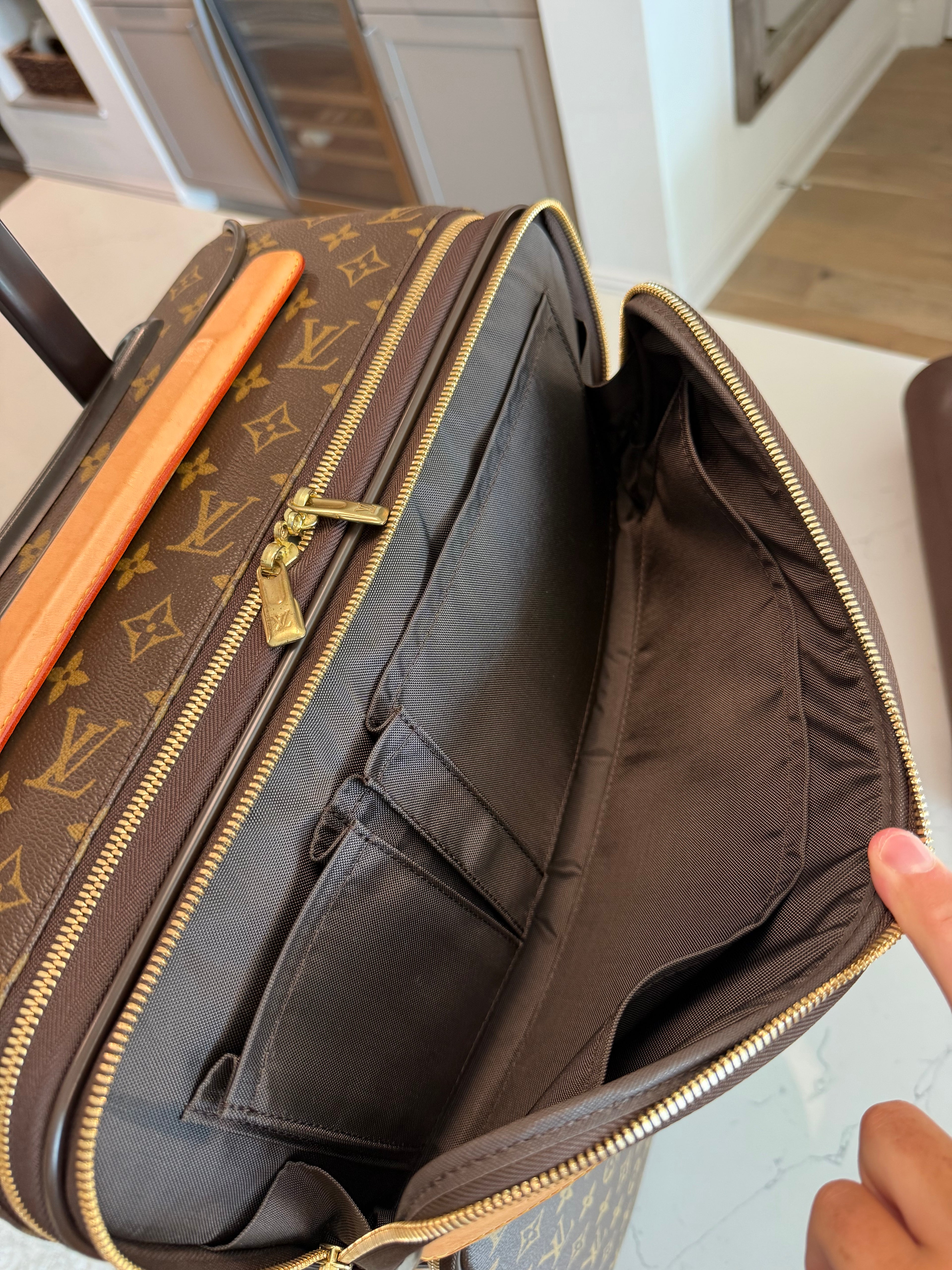 Pegase 55 Business with Protective Cover
