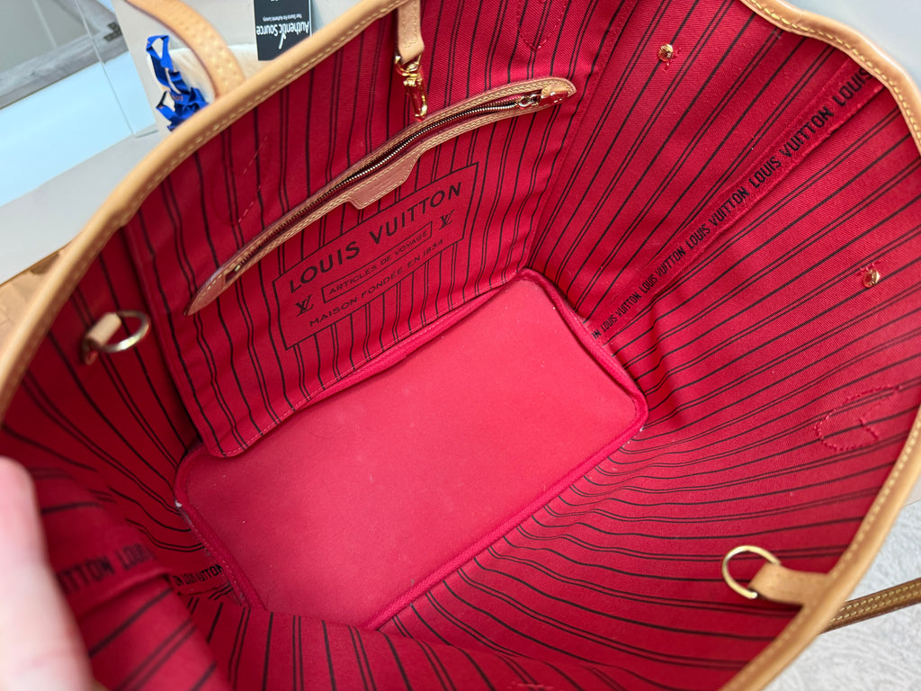 Louis Vuitton Neverfull MM