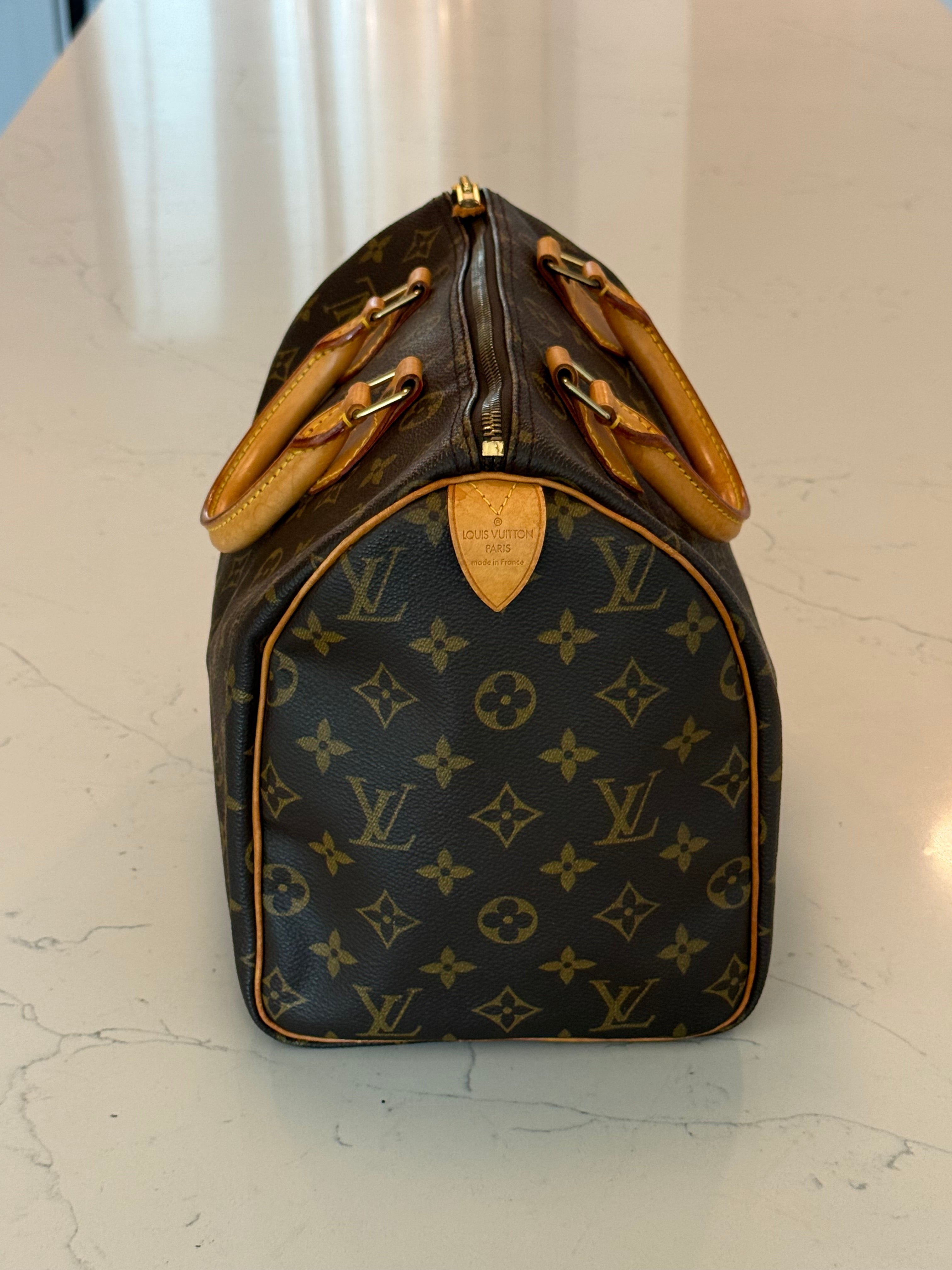 Louis Vuitton Speedy 30