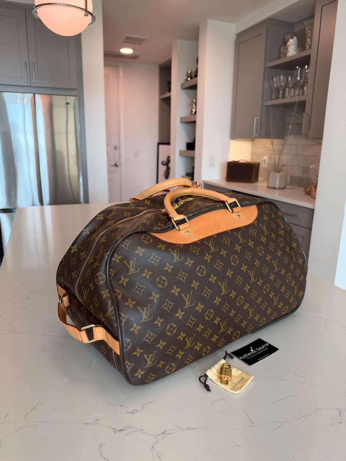 Louis Vuitton Eole 50 Rolling Duffle