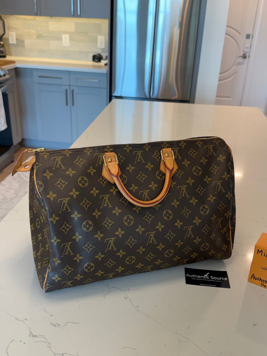 Louis Vuitton Speedy 40 Monogram