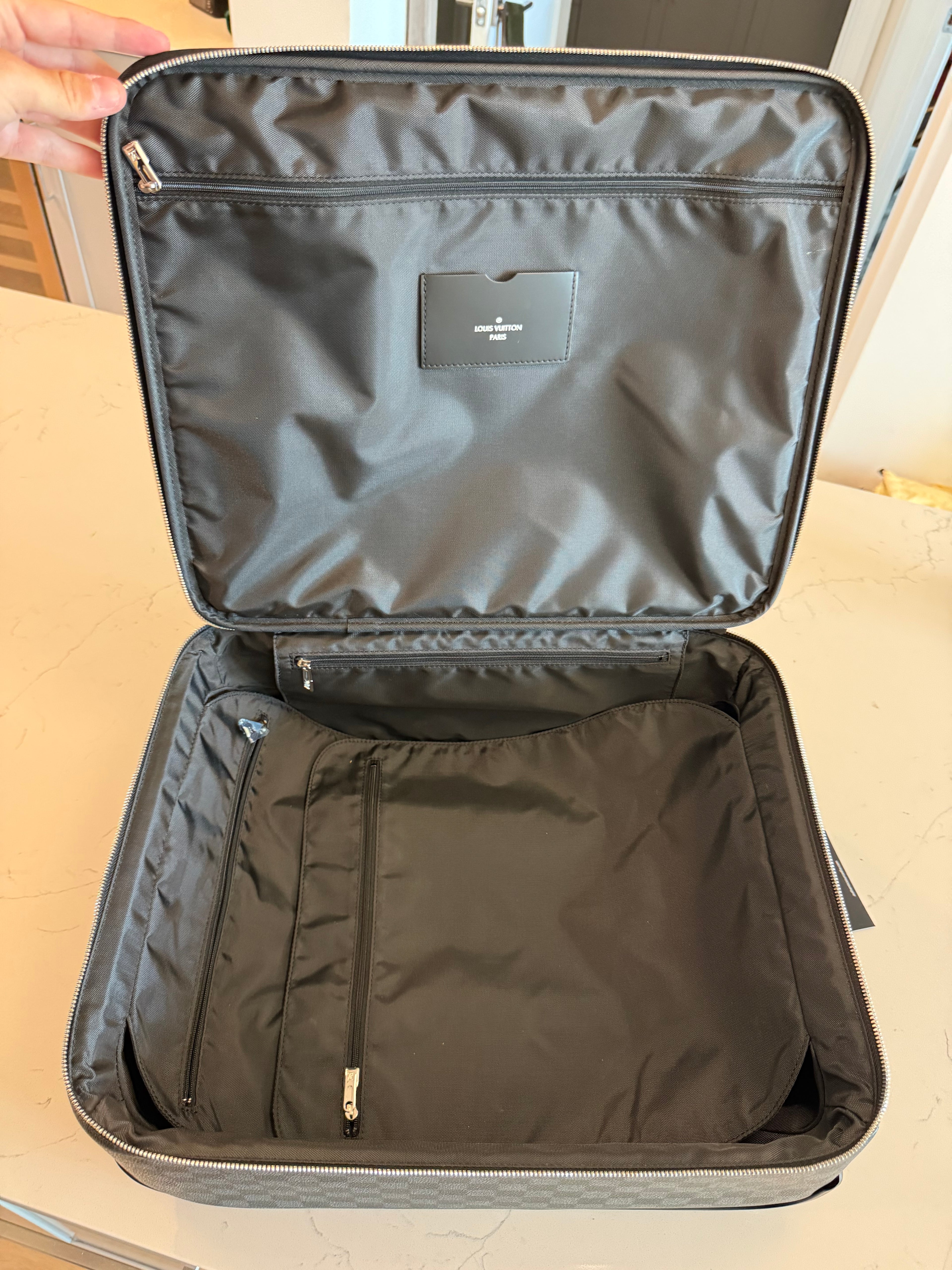 Louis Vuitton Pegase 45 Damier Graphite
