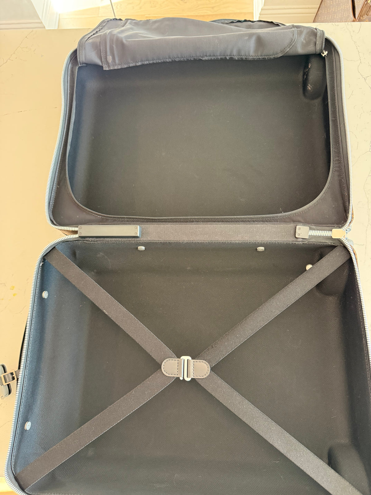 Louis Vuitton Horizon 55 Macassar