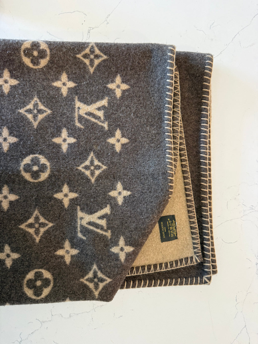 Louis Vuitton Neo Monogram Blanket