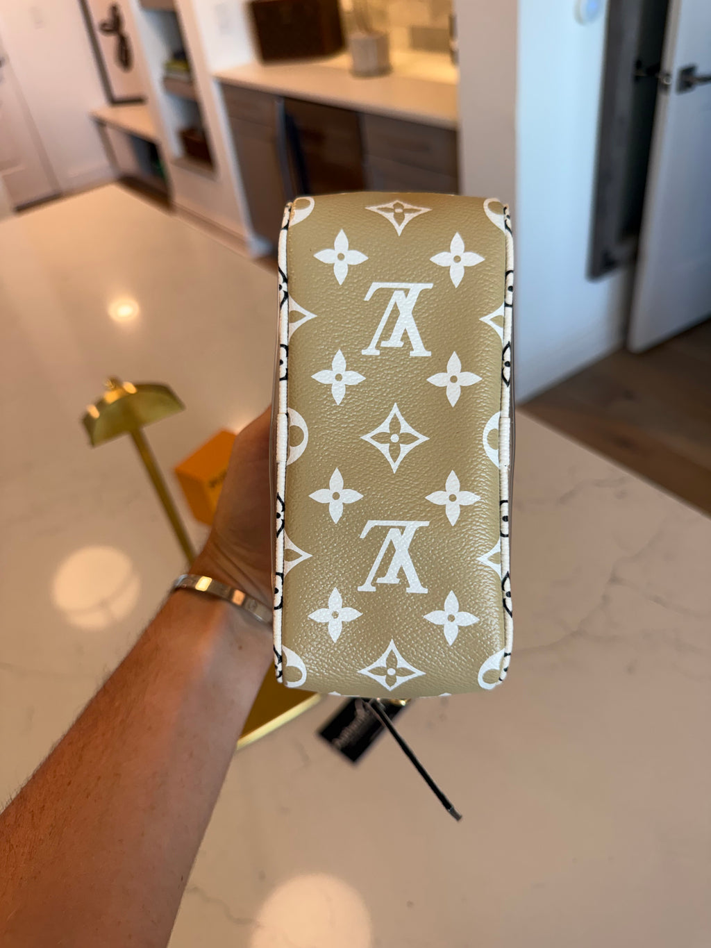 Louis Vuitton Beach Pouch Giant Monogram Rare
