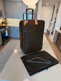 Louis Vuitton Pegase 70 Rolling Luggage