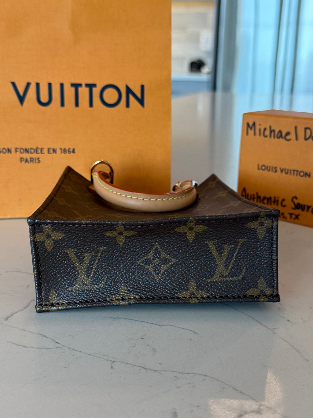 Louis Vuitton Sac Plat BB