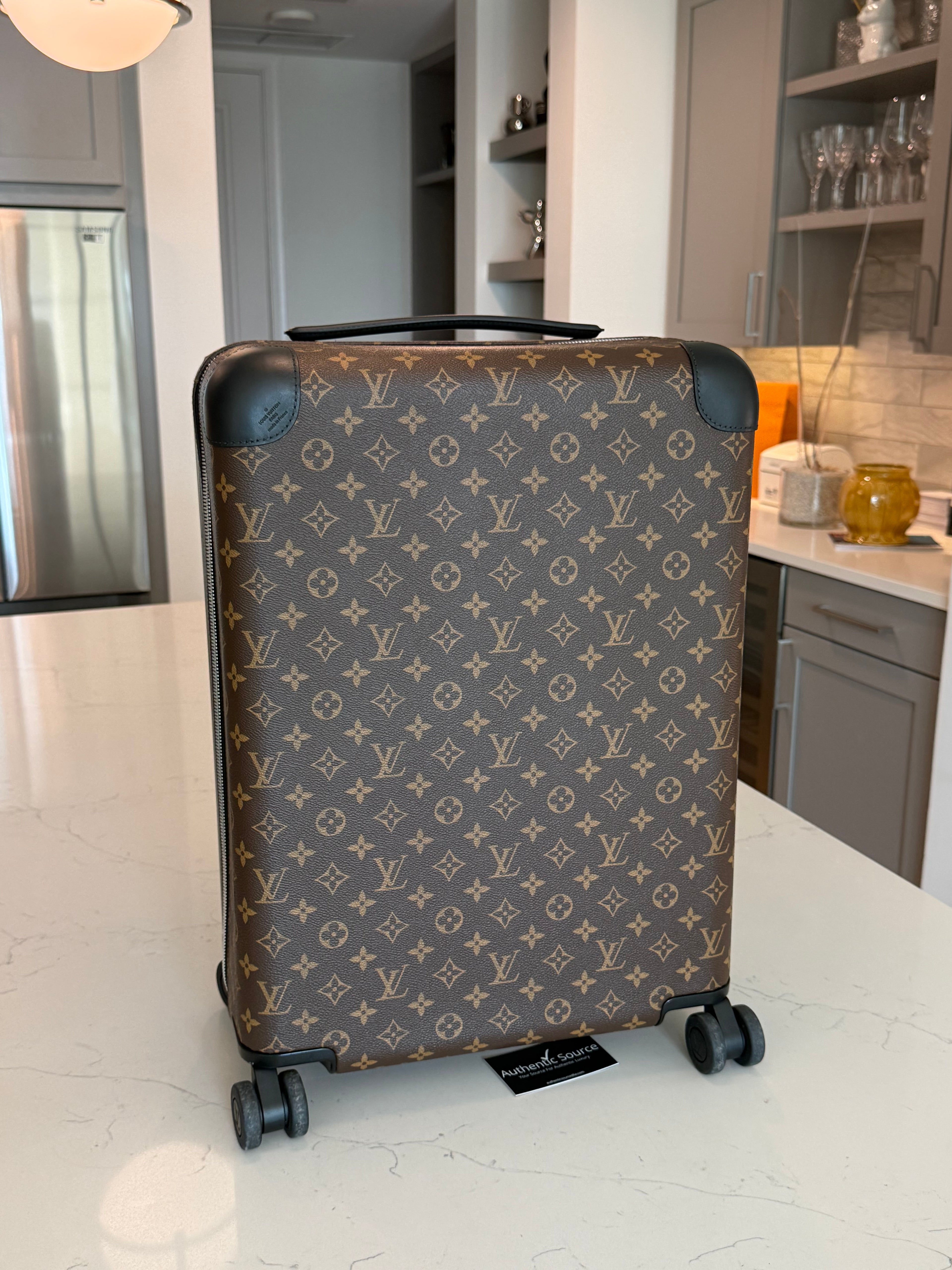 Louis Vuitton Horizon 55 Macassar