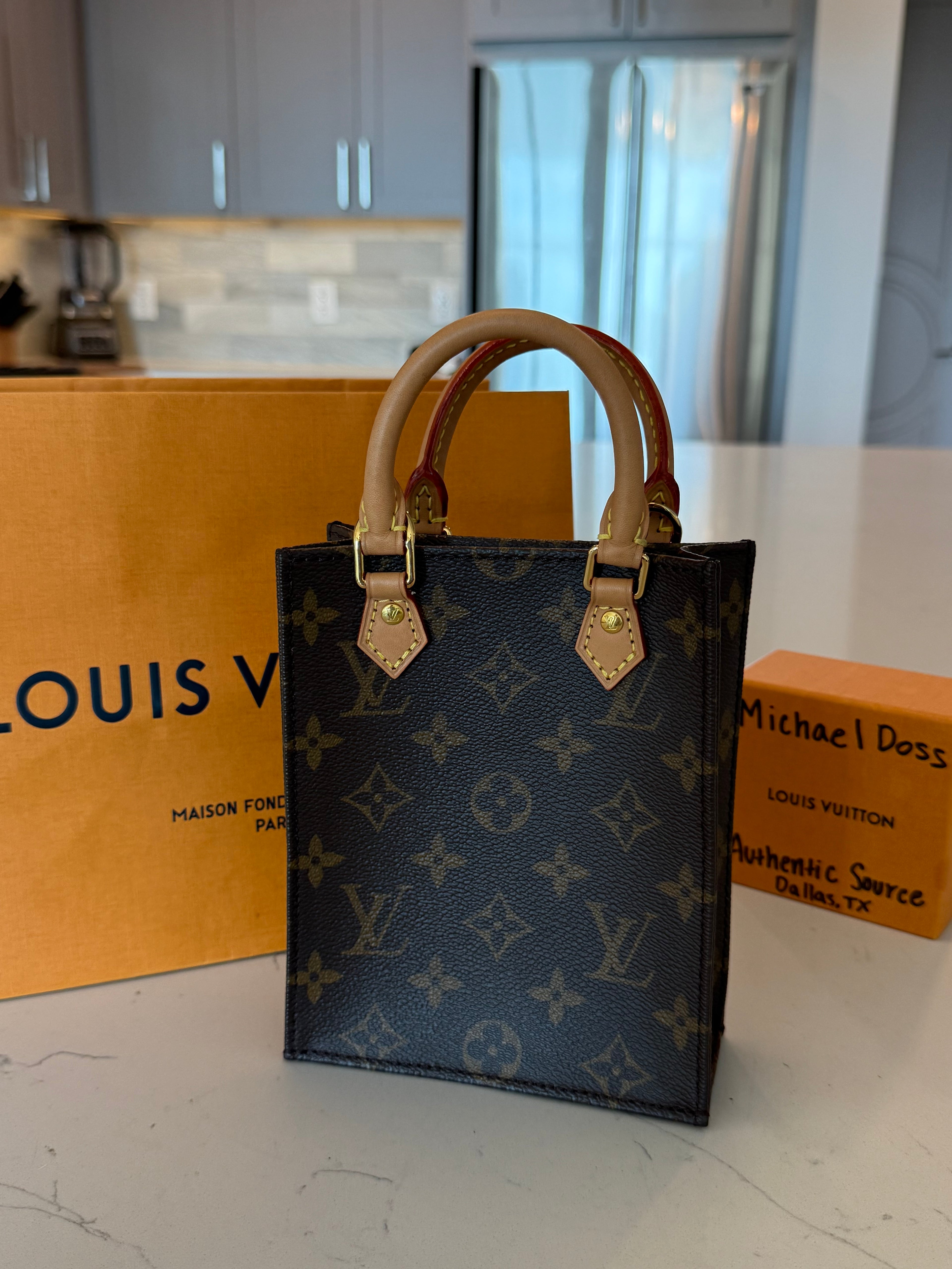 Louis Vuitton Sac Plat BB