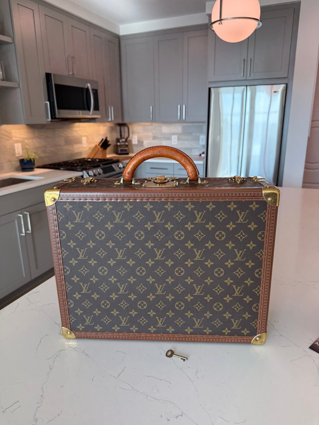 Louis Vuitton Cotteville 45