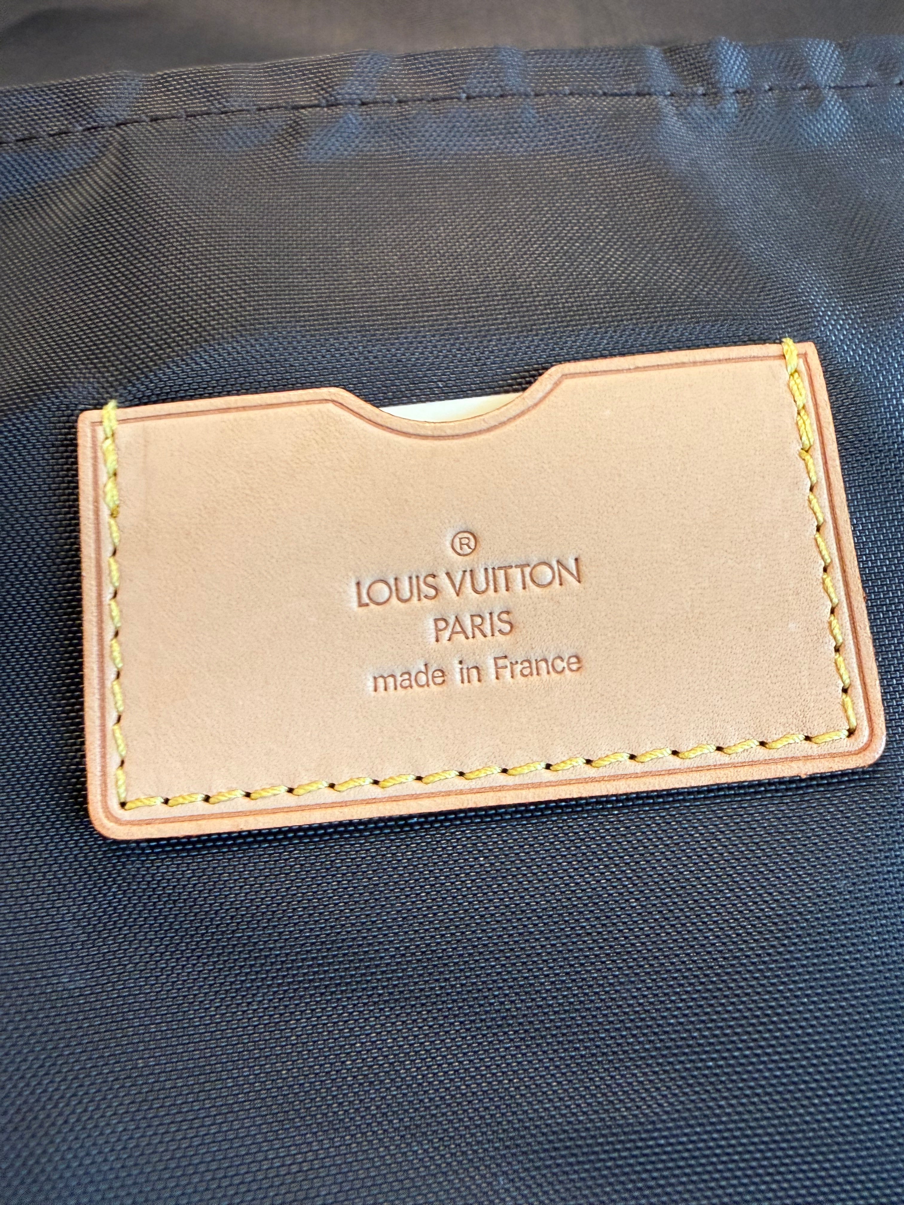 Louis Vuitton Pegase 45 Rolling Luggage