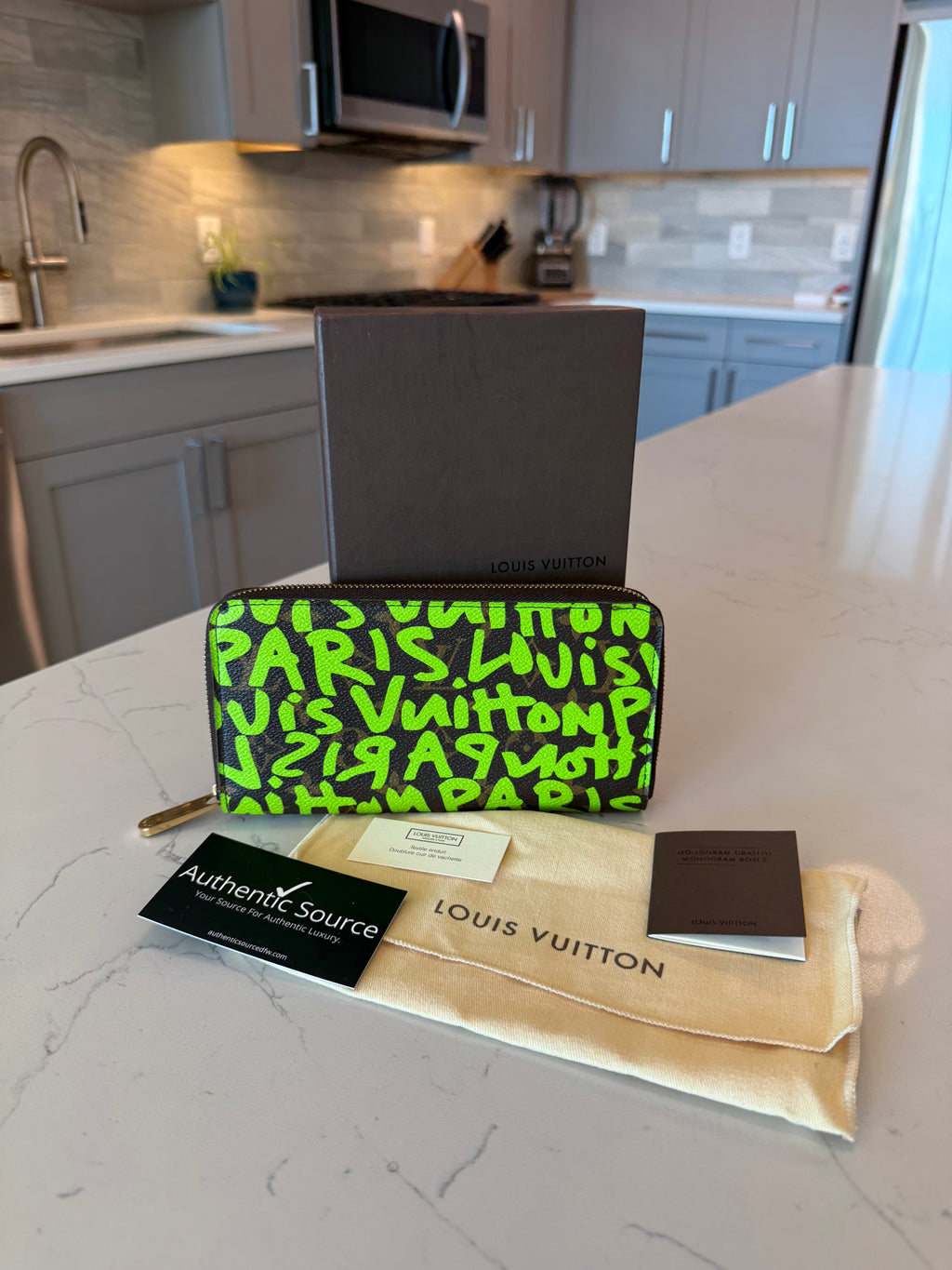 Louis Vuitton Green Graffiti Zippy Wallet, Stephen Sprouse