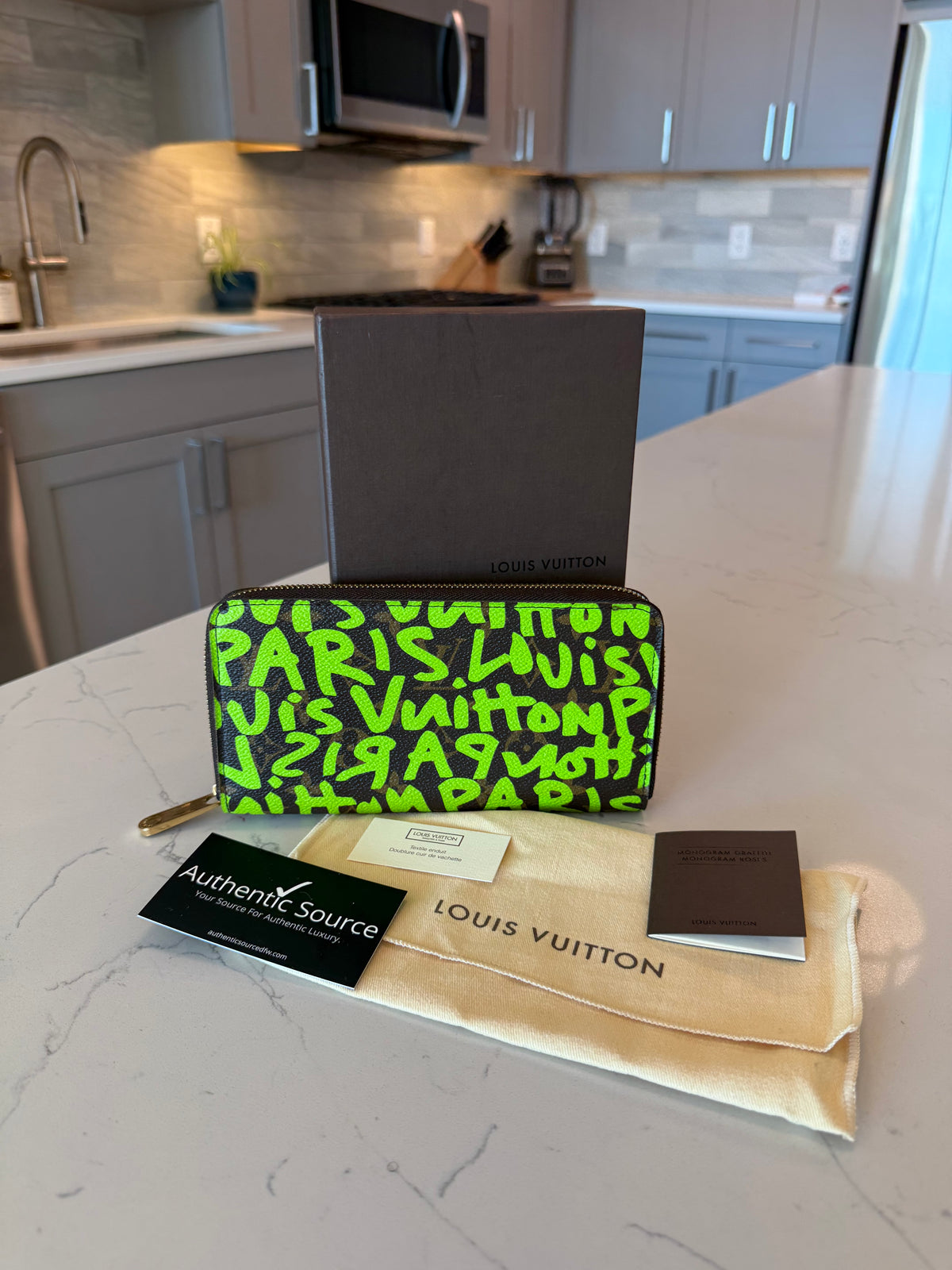 Louis Vuitton Green Graffiti Zippy Wallet, Stephen Sprouse