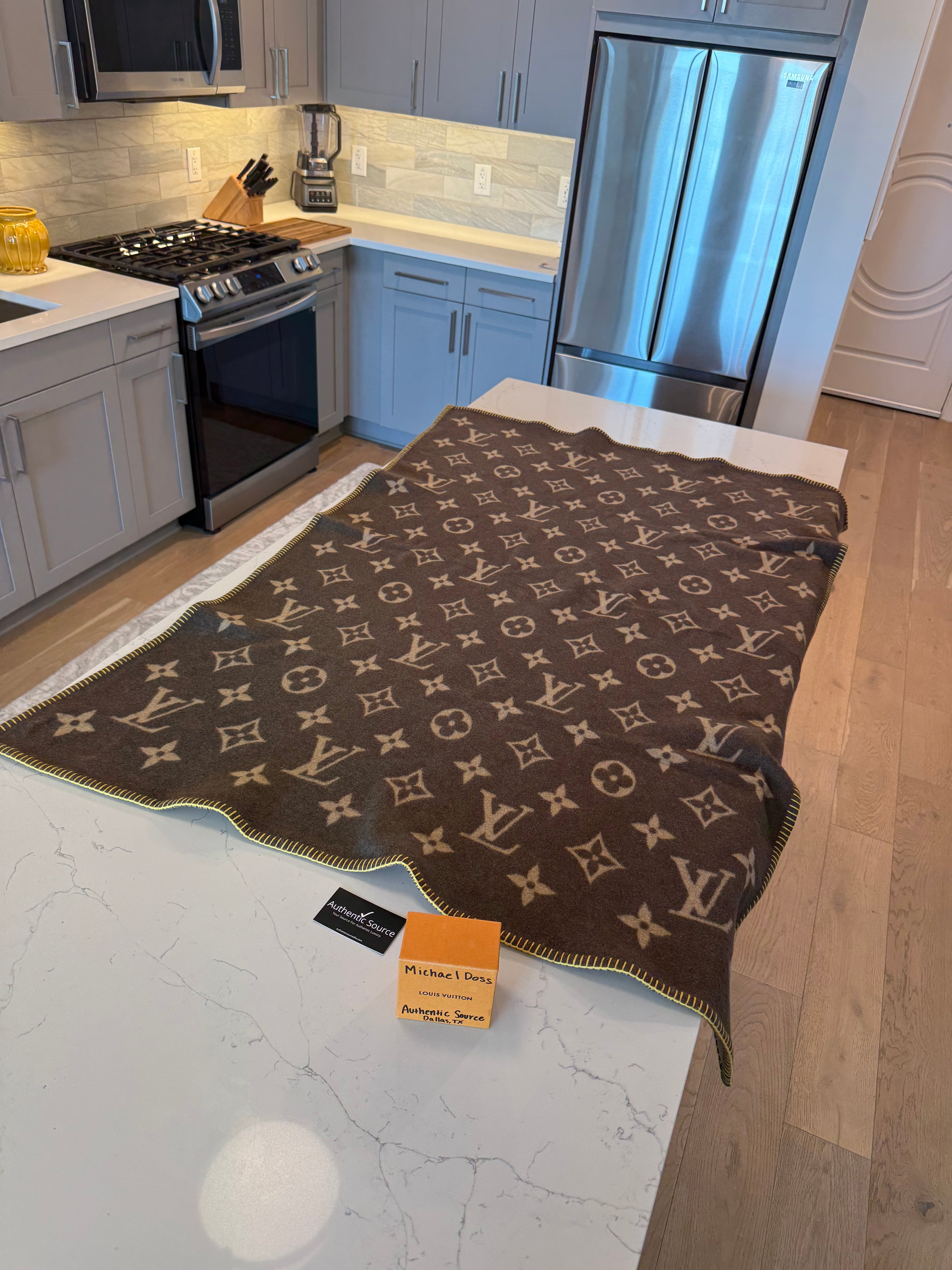 Louis Vuitton Traveling Requisites Blanket