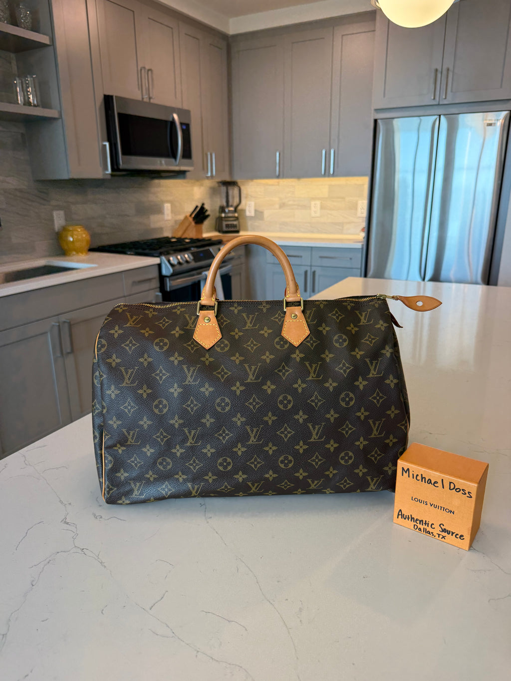 Louis Vuitton Speedy 40 Monogram