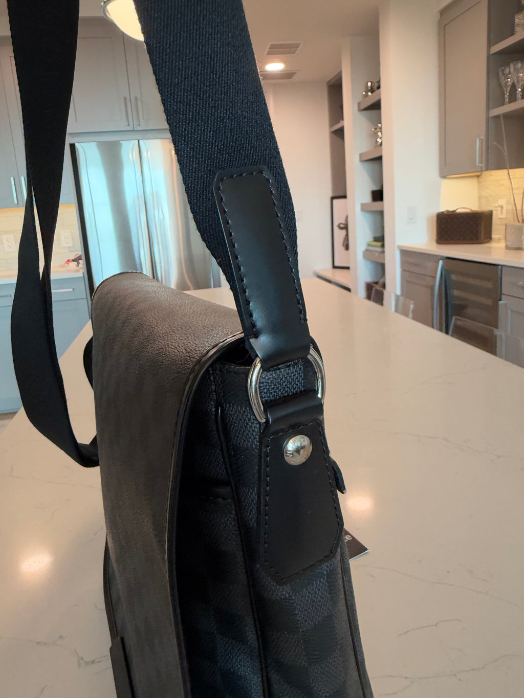 Louis Vuitton Daniel MM Damier Graphite