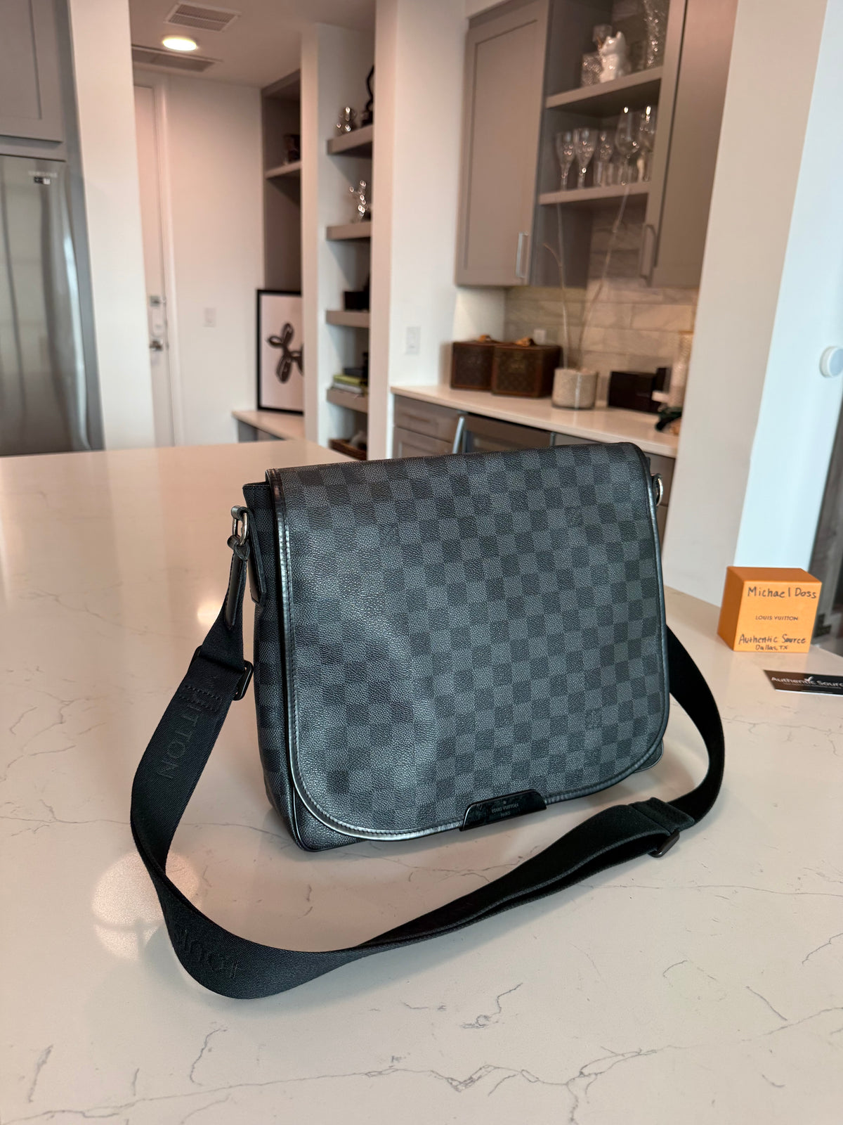 Louis Vuitton Daniel MM Damier Graphite