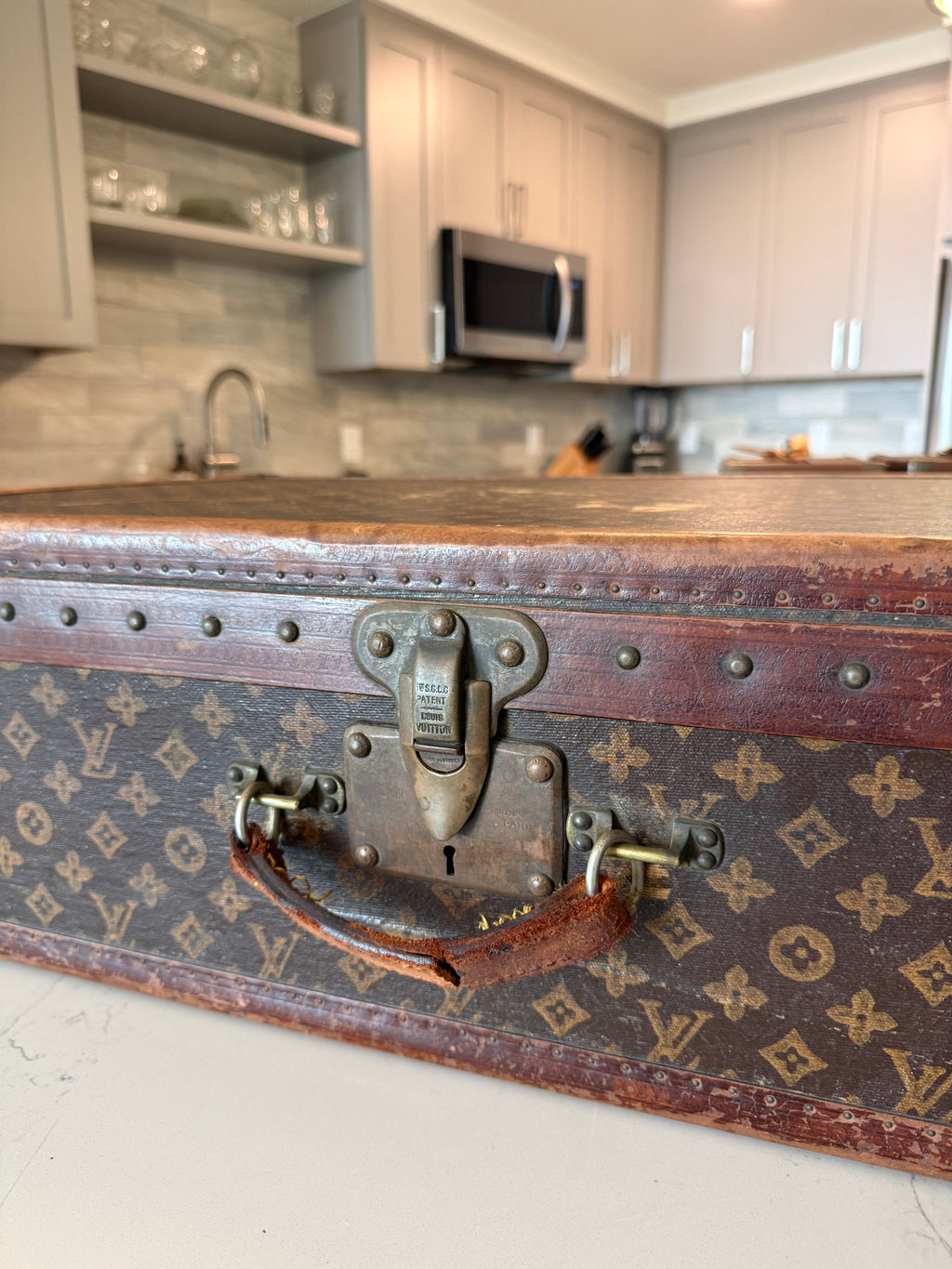 Louis Vuitton Rare Vintage Trunk - 75