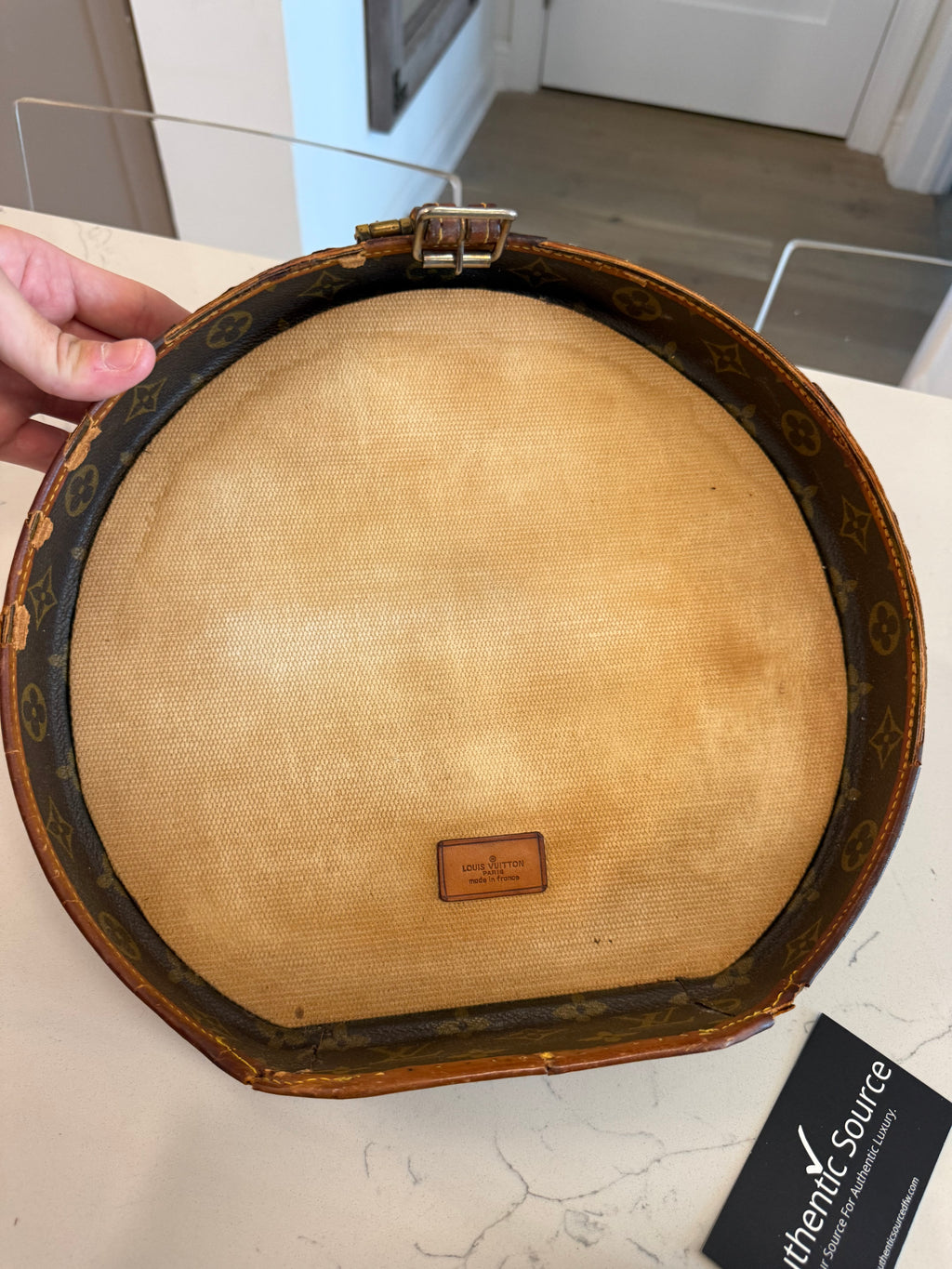 Louis Vuitton Boite Champeau 30
