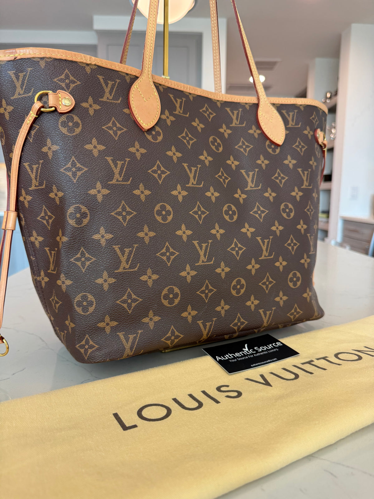 Louis Vuitton Neverfull MM