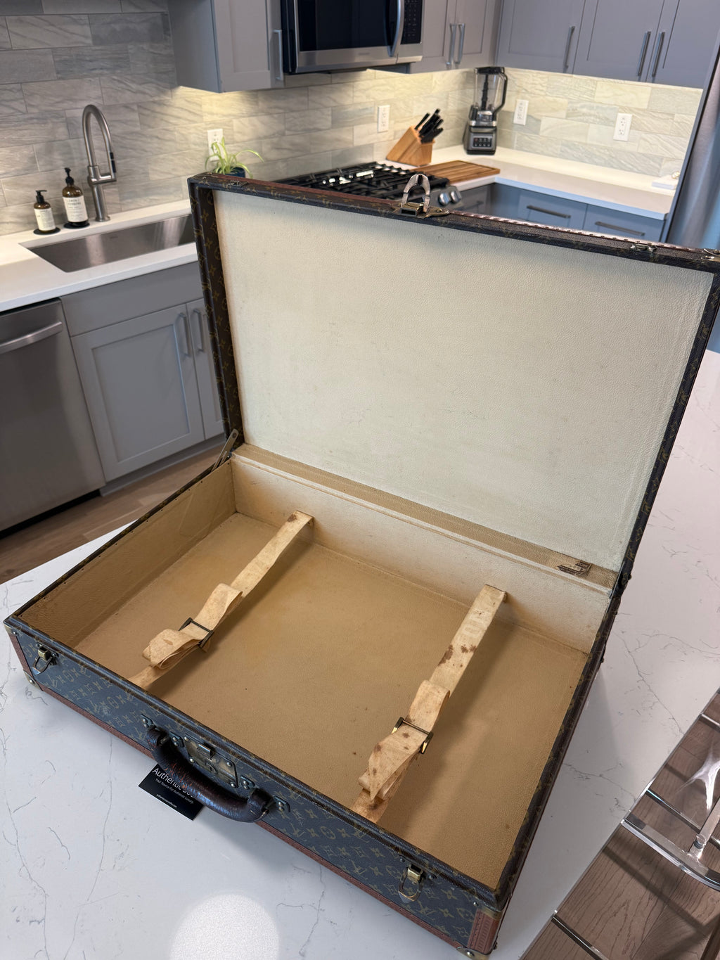 Louis Vuitton Bisten 70 Trunk