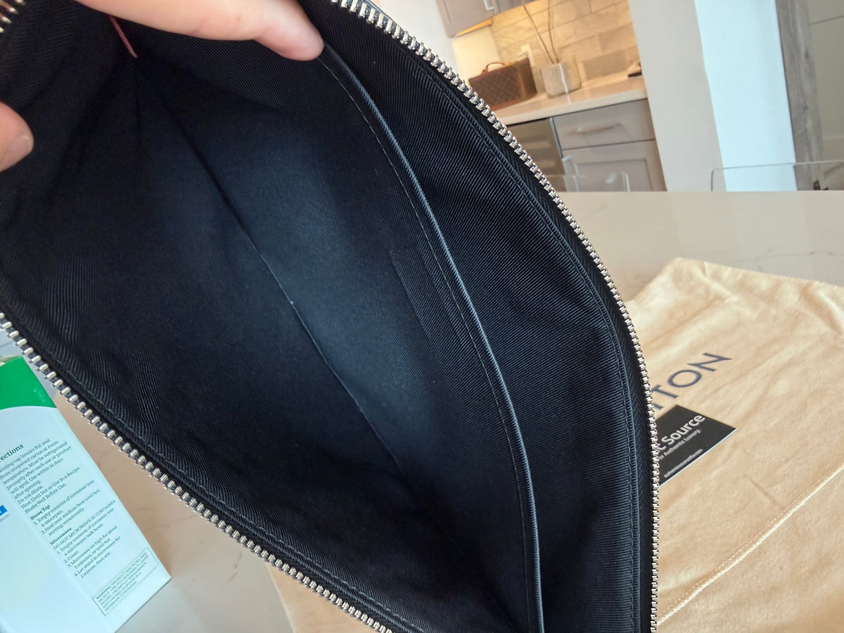 Louis Vuitton Monogram A4 Multipocket Pochette
