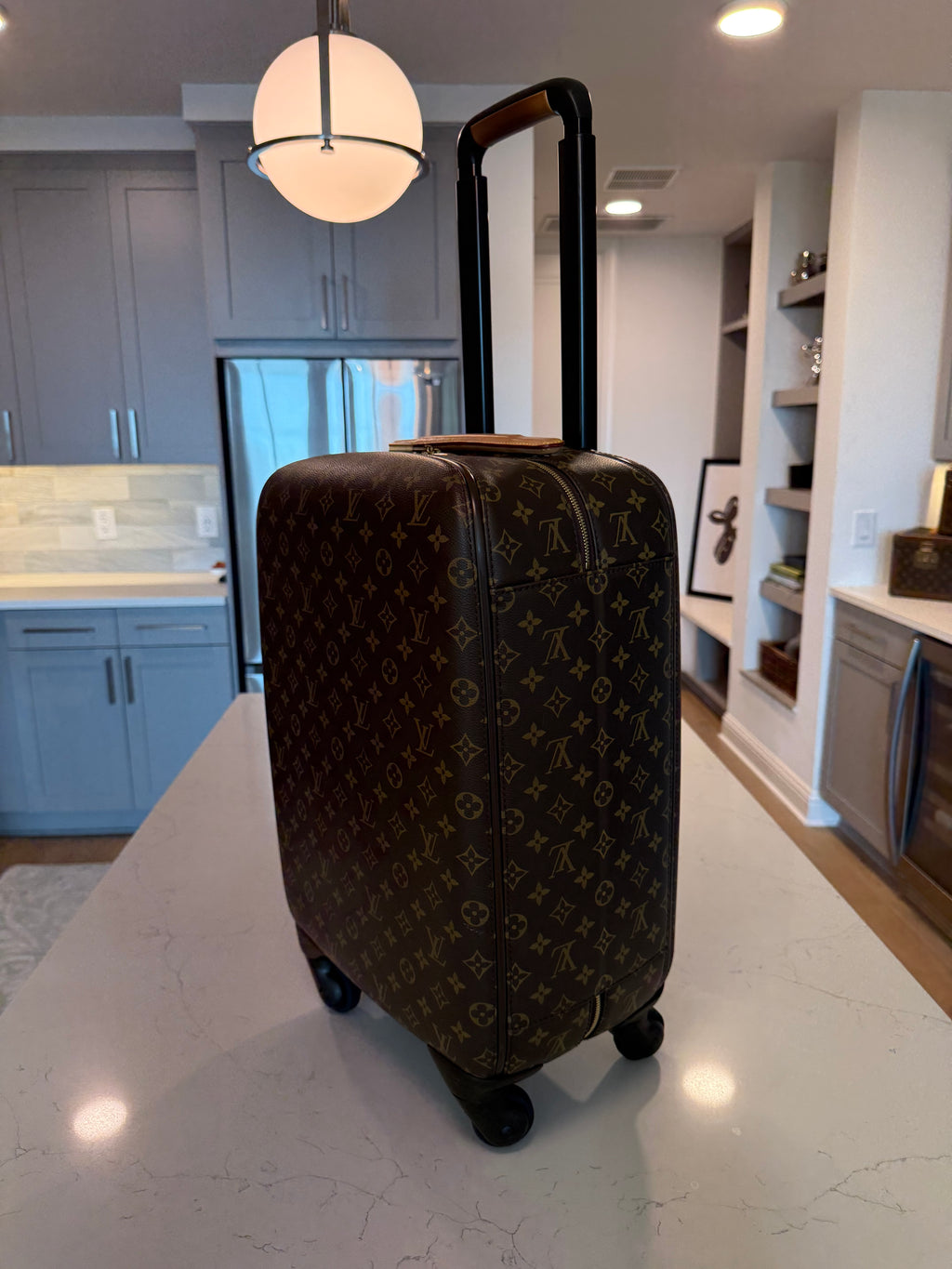 Louis Vuitton Zephyr 55