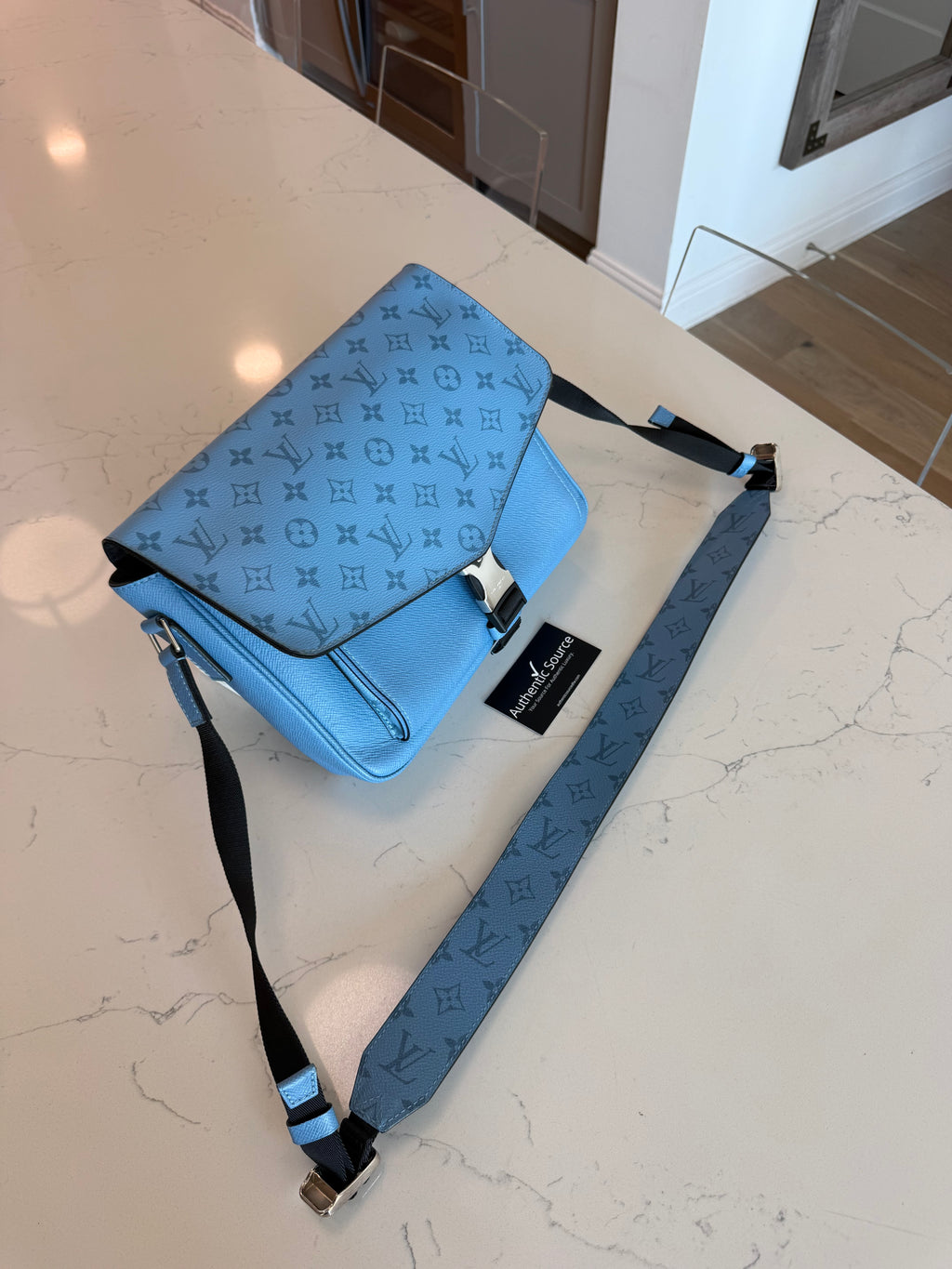 Louis Vuitton Tiagarama Messengerama Blue