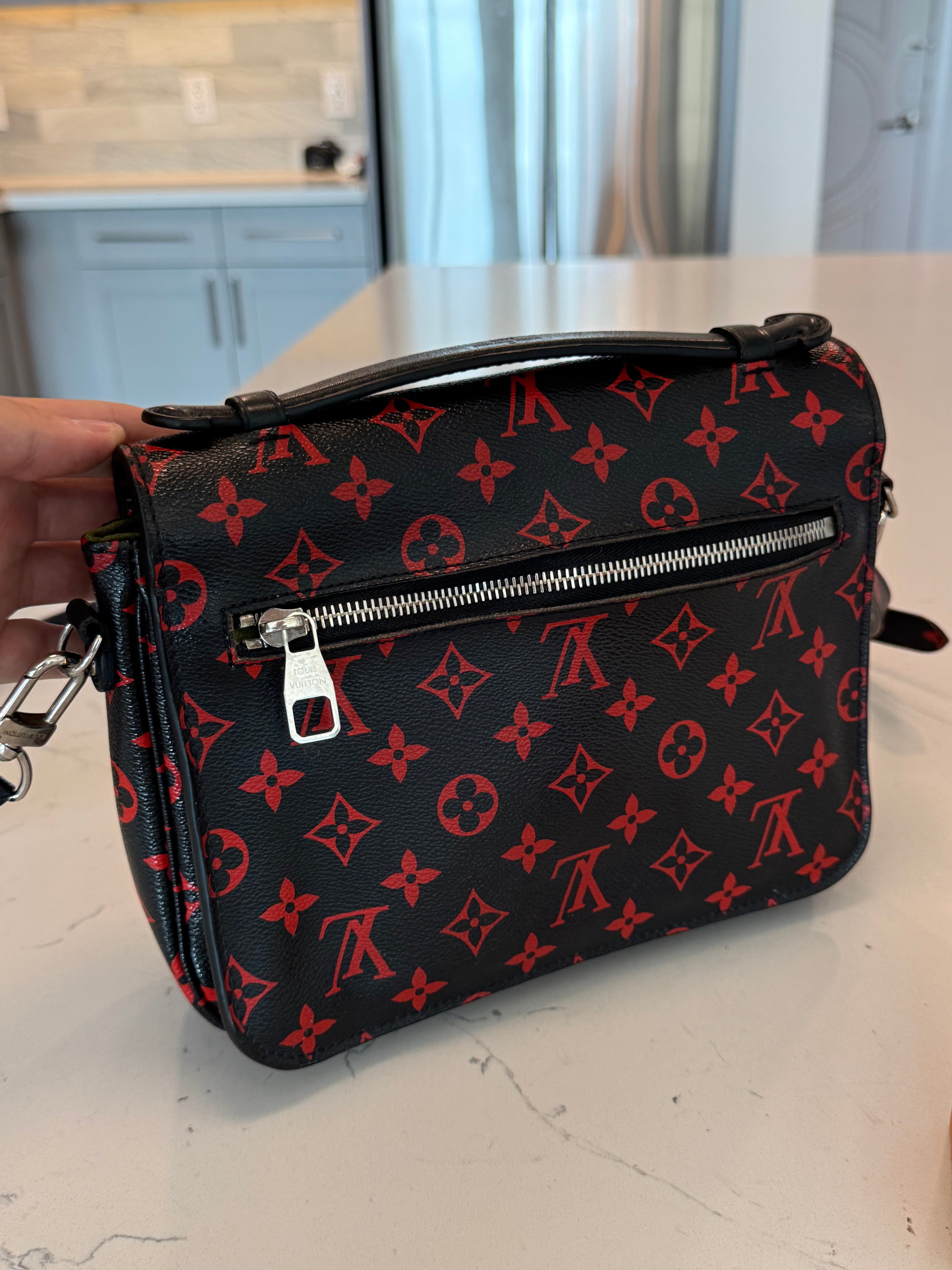 Louis Vuitton Pouchette Métis Infrarouge Limited Edition