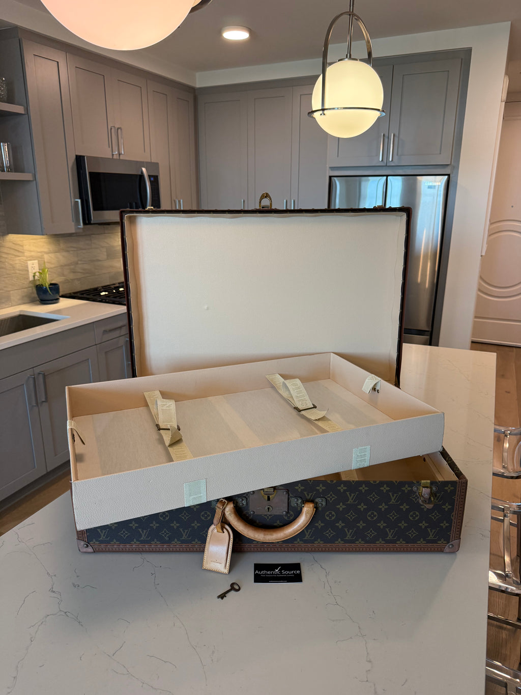 Louis Vuitton Alzer 75 Trunk