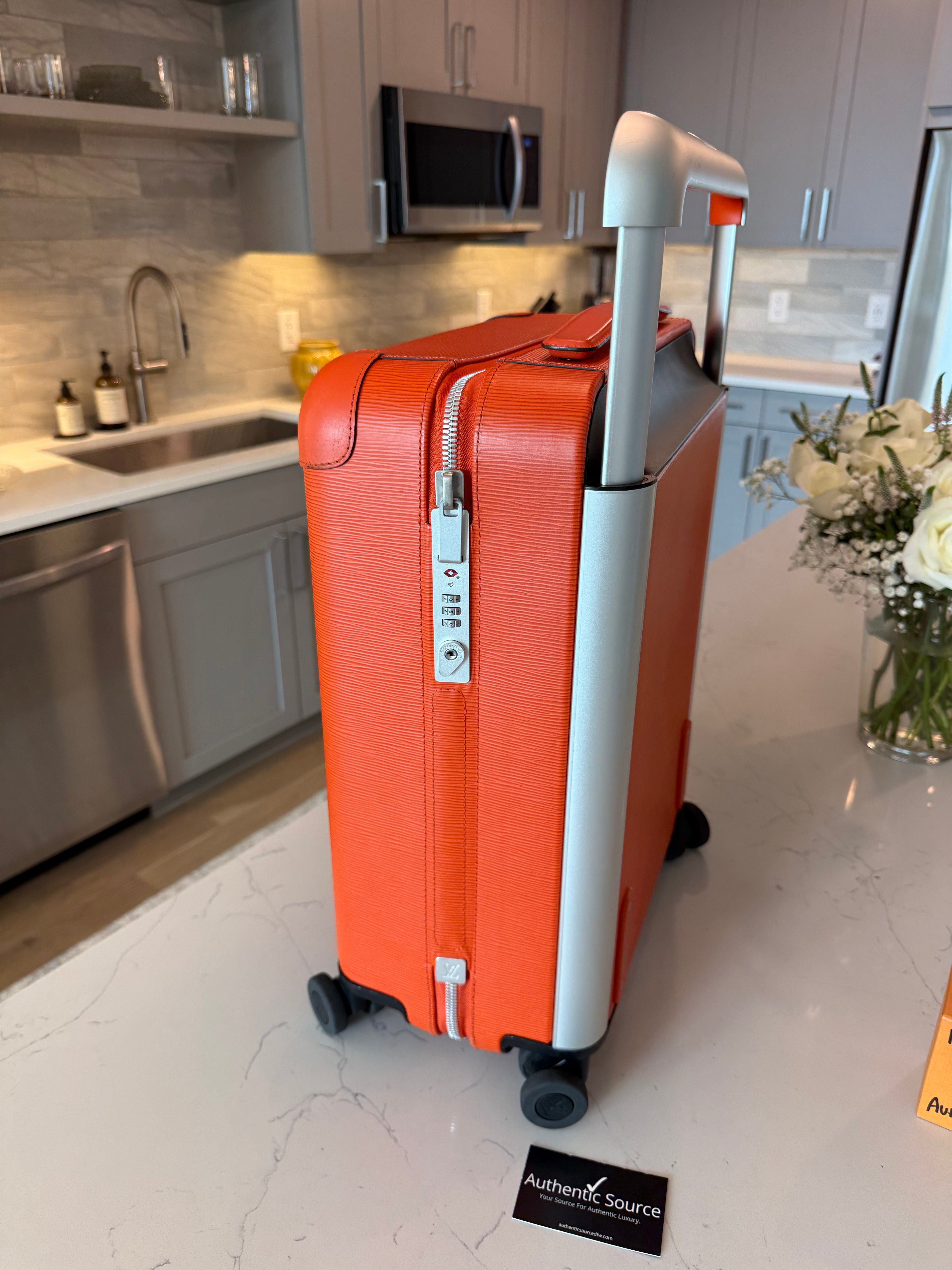 Louis Vuitton Horizon 50 Epi Orange