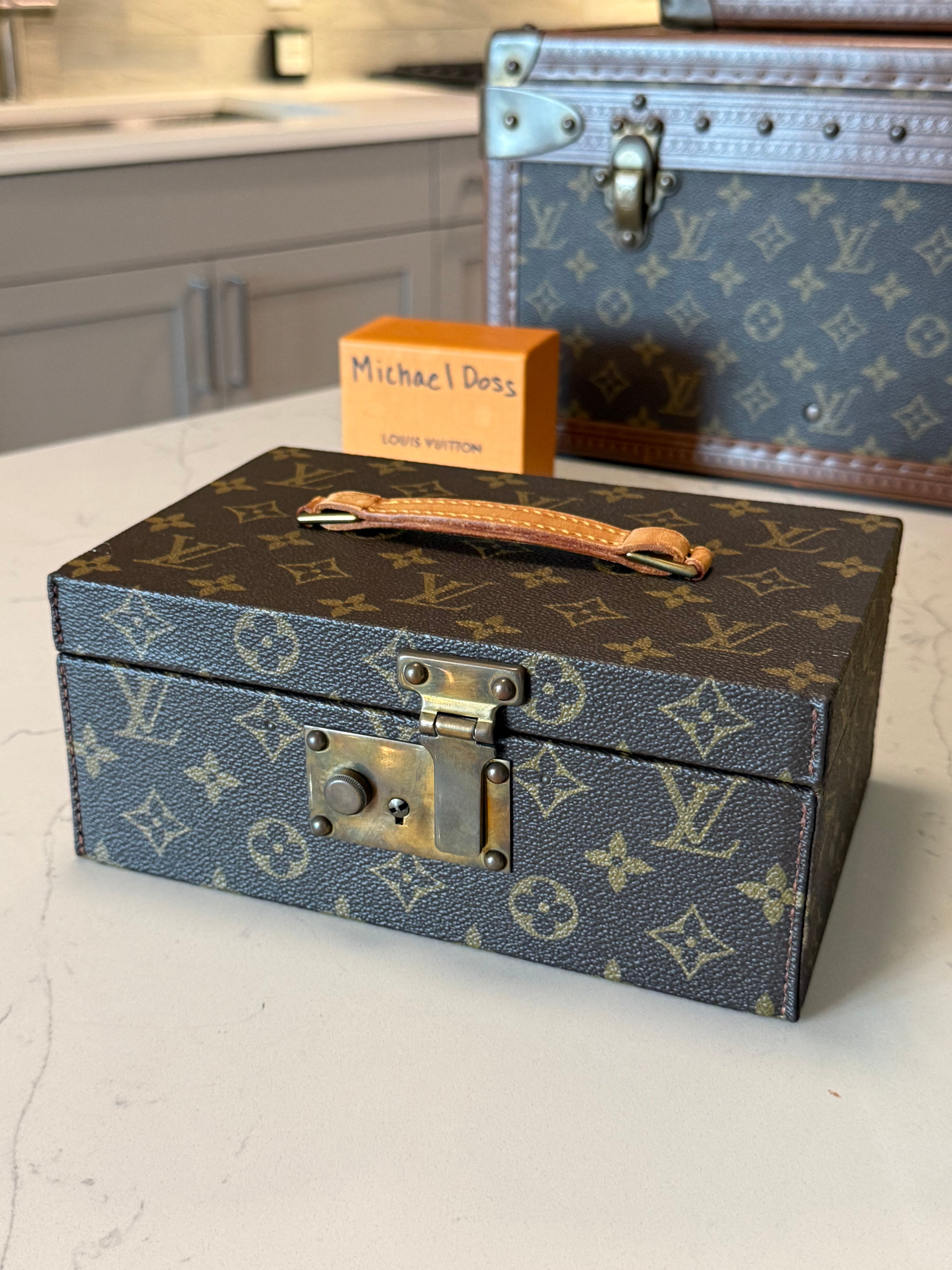 Louis Vuitton Jewelry Accessory Trunk