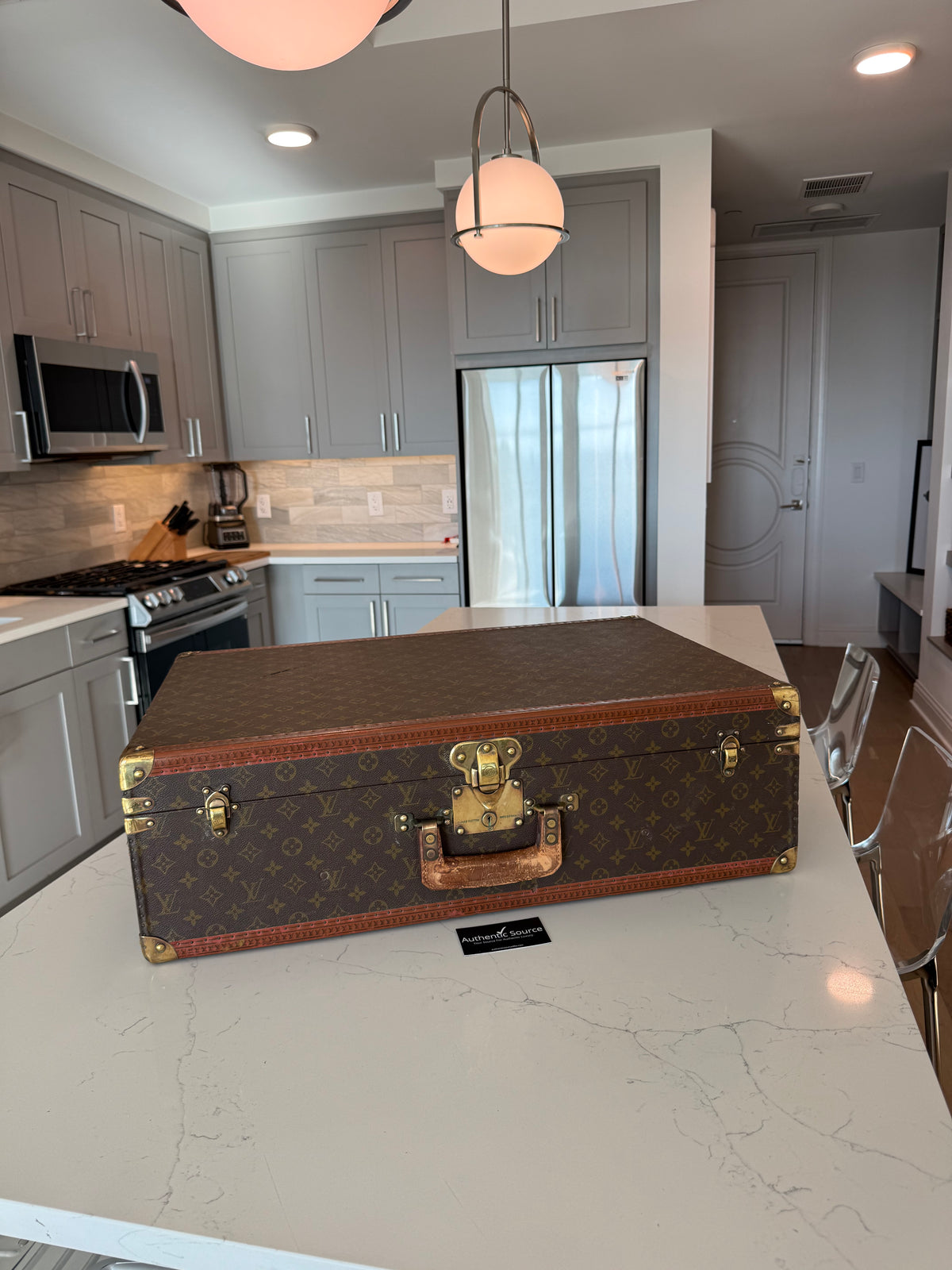 Louis Vuitton Vintage Bisten Trunk
