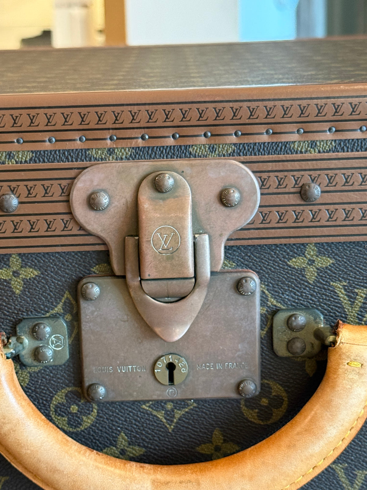 Louis Vuitton Alzer 75 Trunk