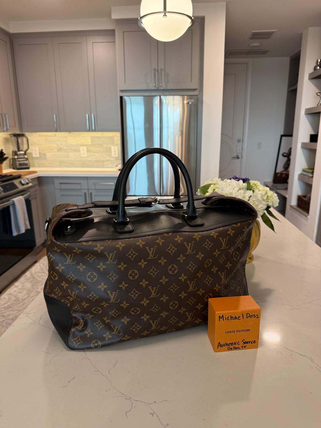 Louis Vuitton Neo Greenwich Macassar
