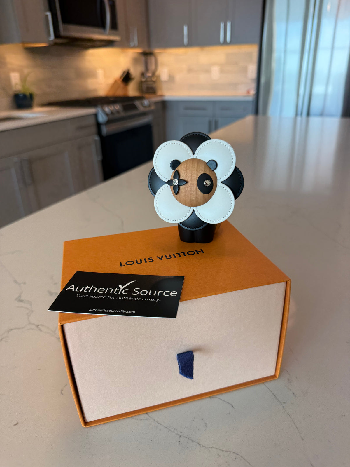 Louis Vuitton Petula Panda Vivienne - RARE