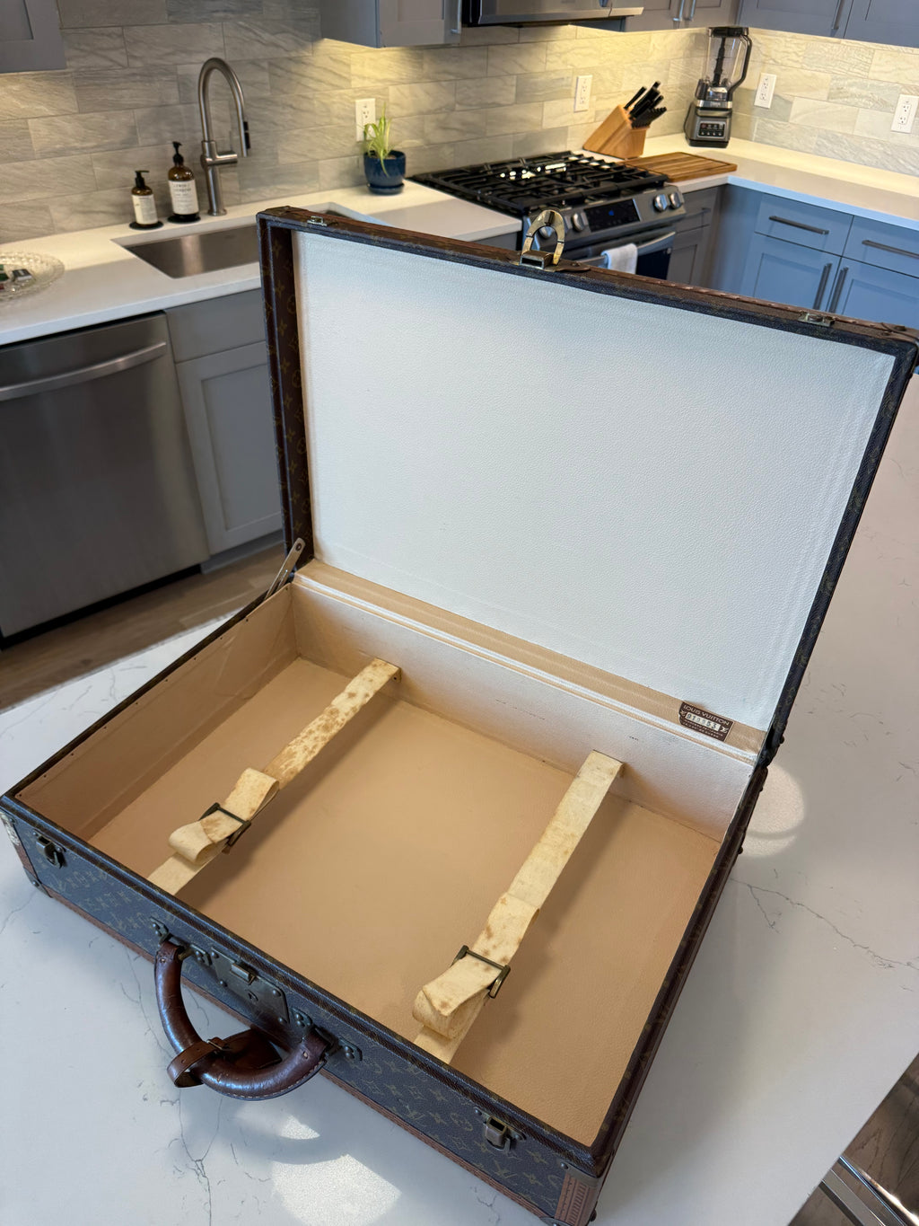 Louis Vuitton Bisten 60 Trunk
