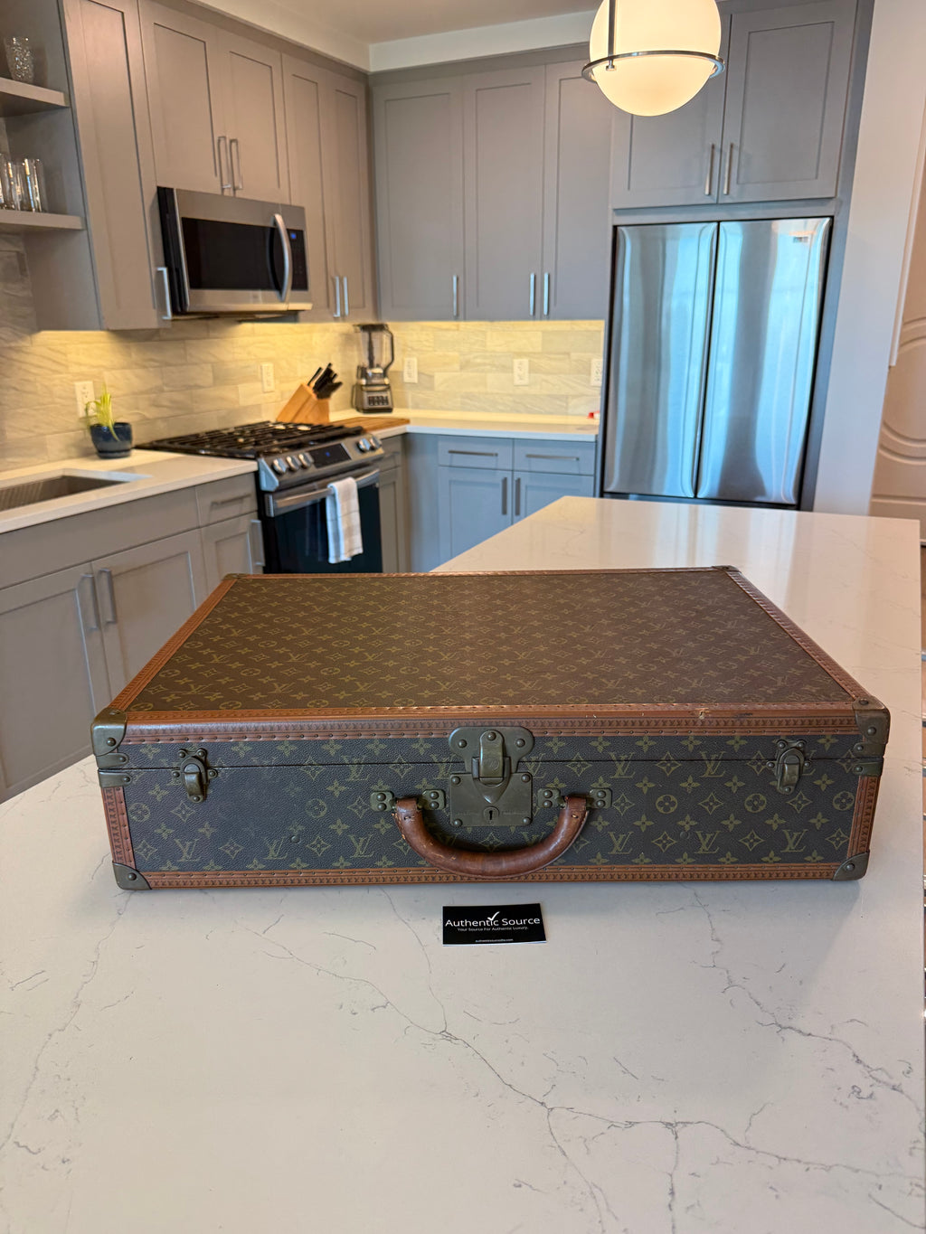 Louis Vuitton Bisten 70 Trunk