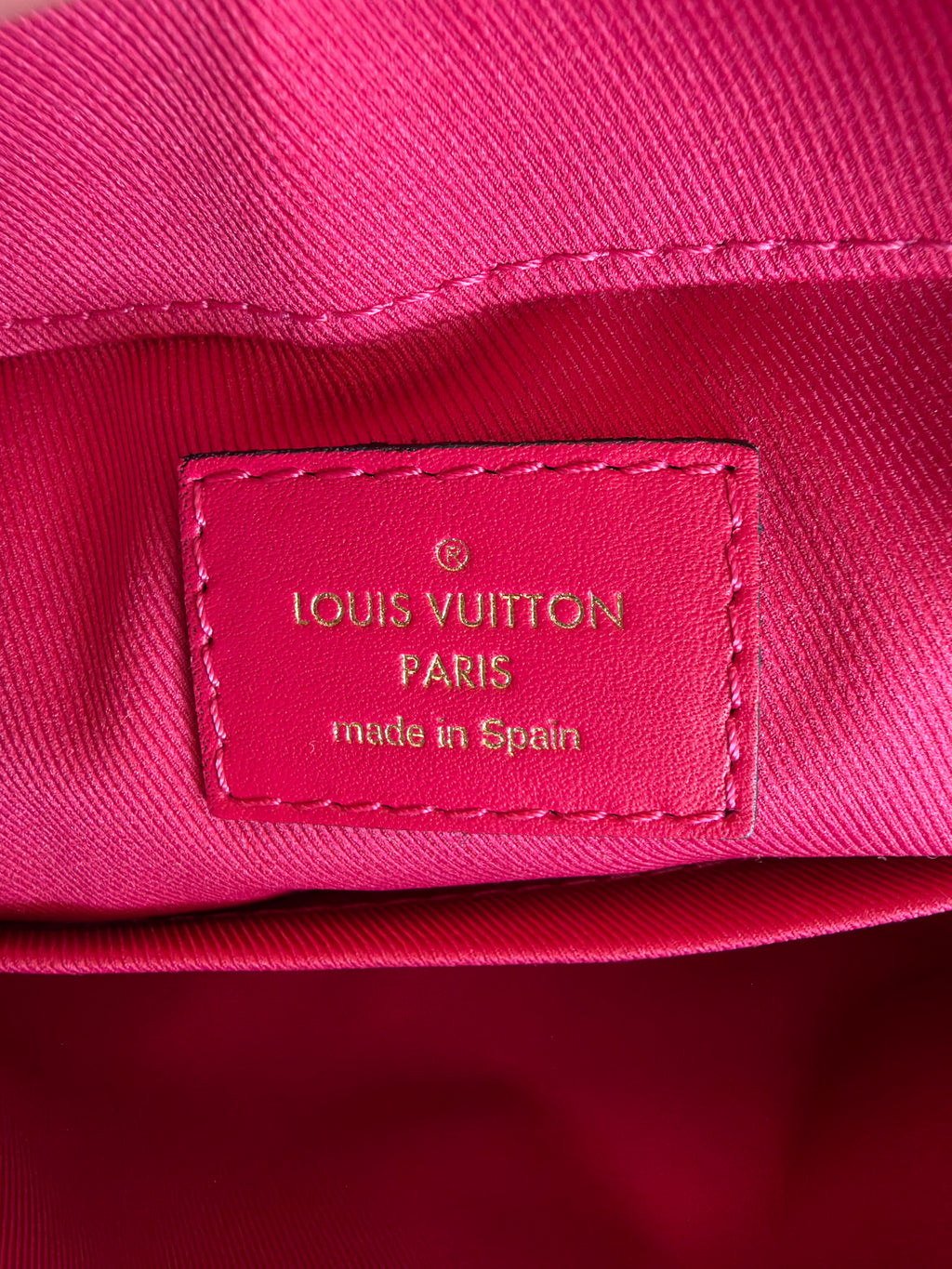 Louis Vuitton Monogram Saintonge - New