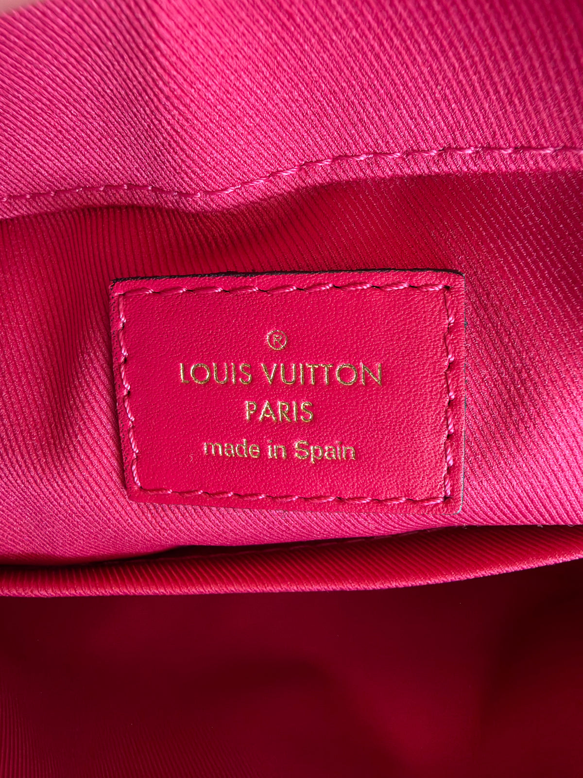 Louis Vuitton Monogram Saintonge - New