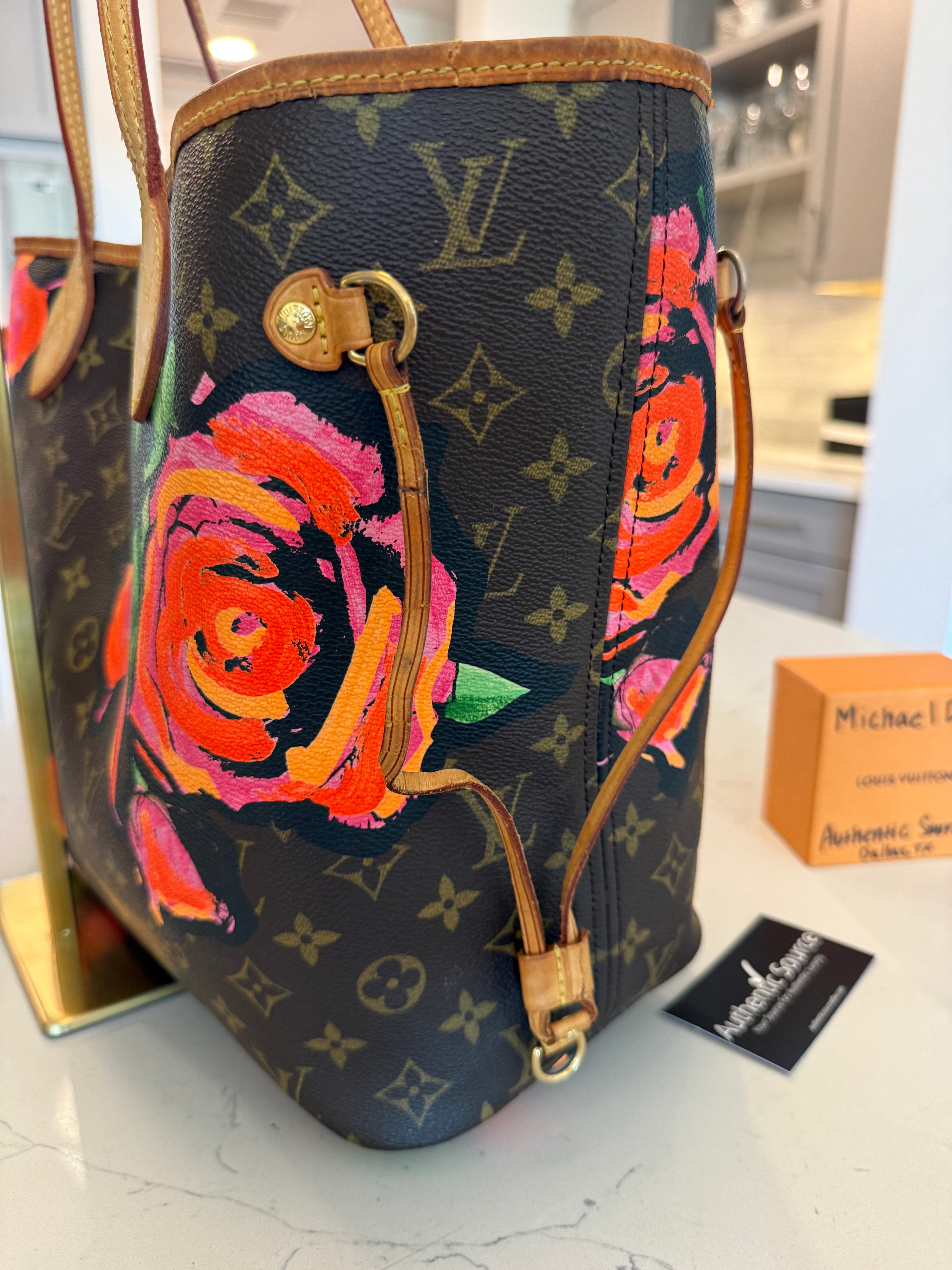 Louis Vuitton Neverfull MM Roses
