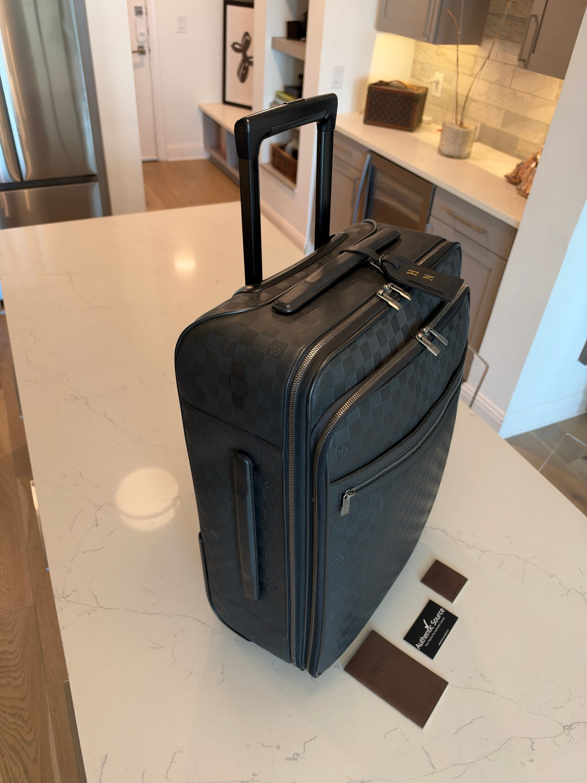 Rare Louis Vuitton - Pegase 55 Damier Infini Rolling Luggage