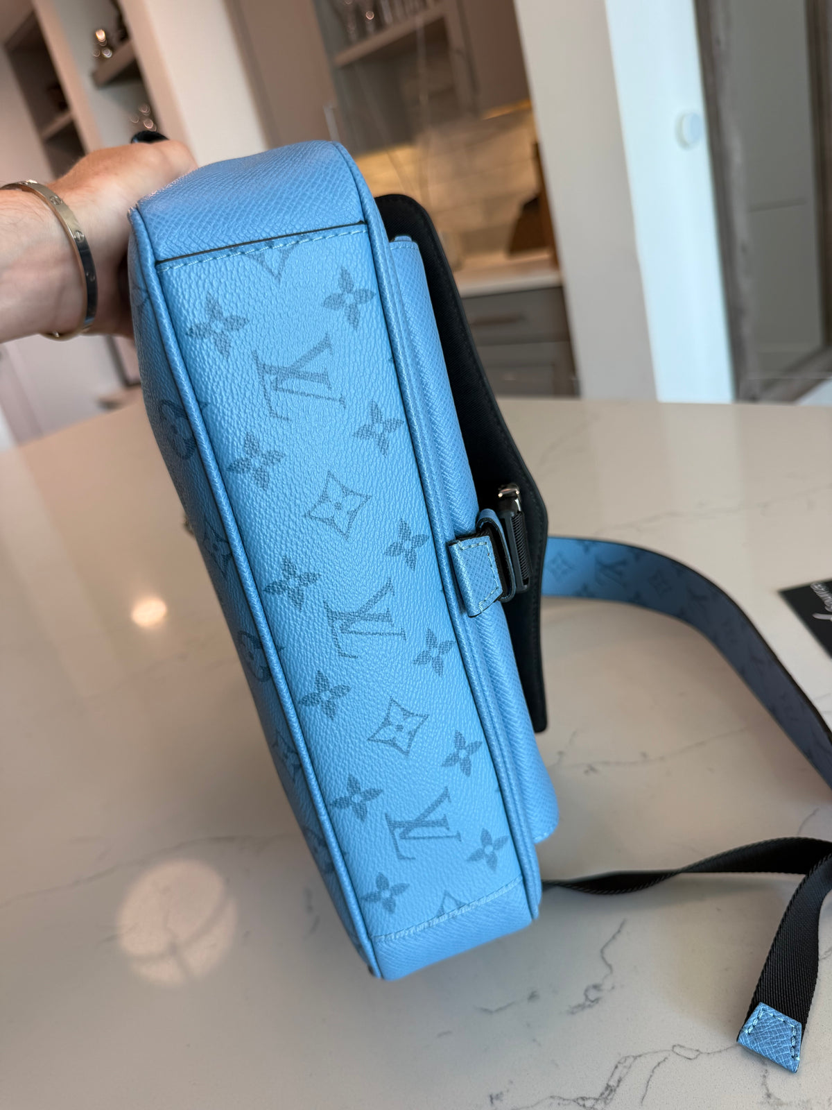 Louis Vuitton Tiagarama Messengerama Blue